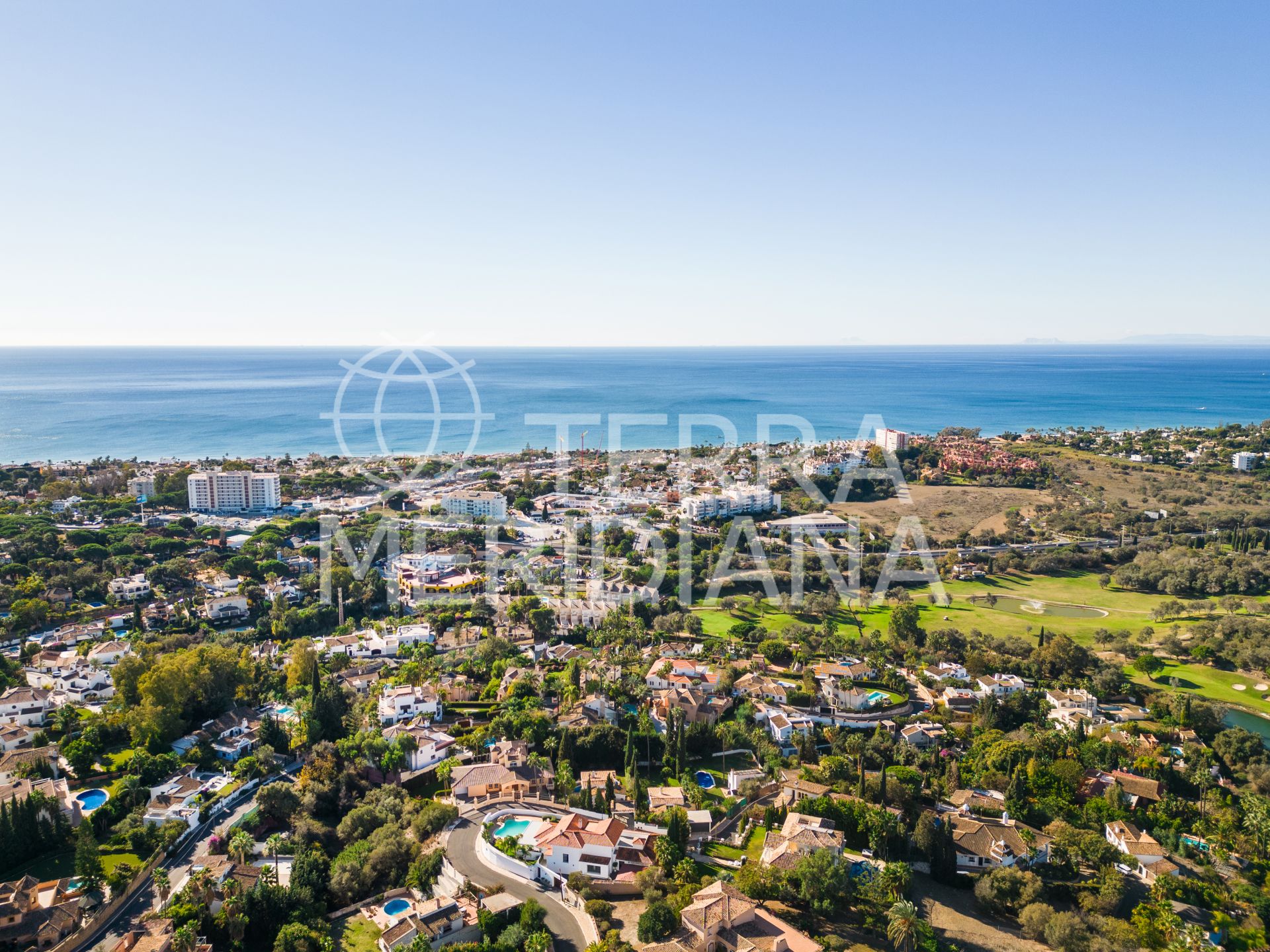 Plot in El Rosario, Marbella