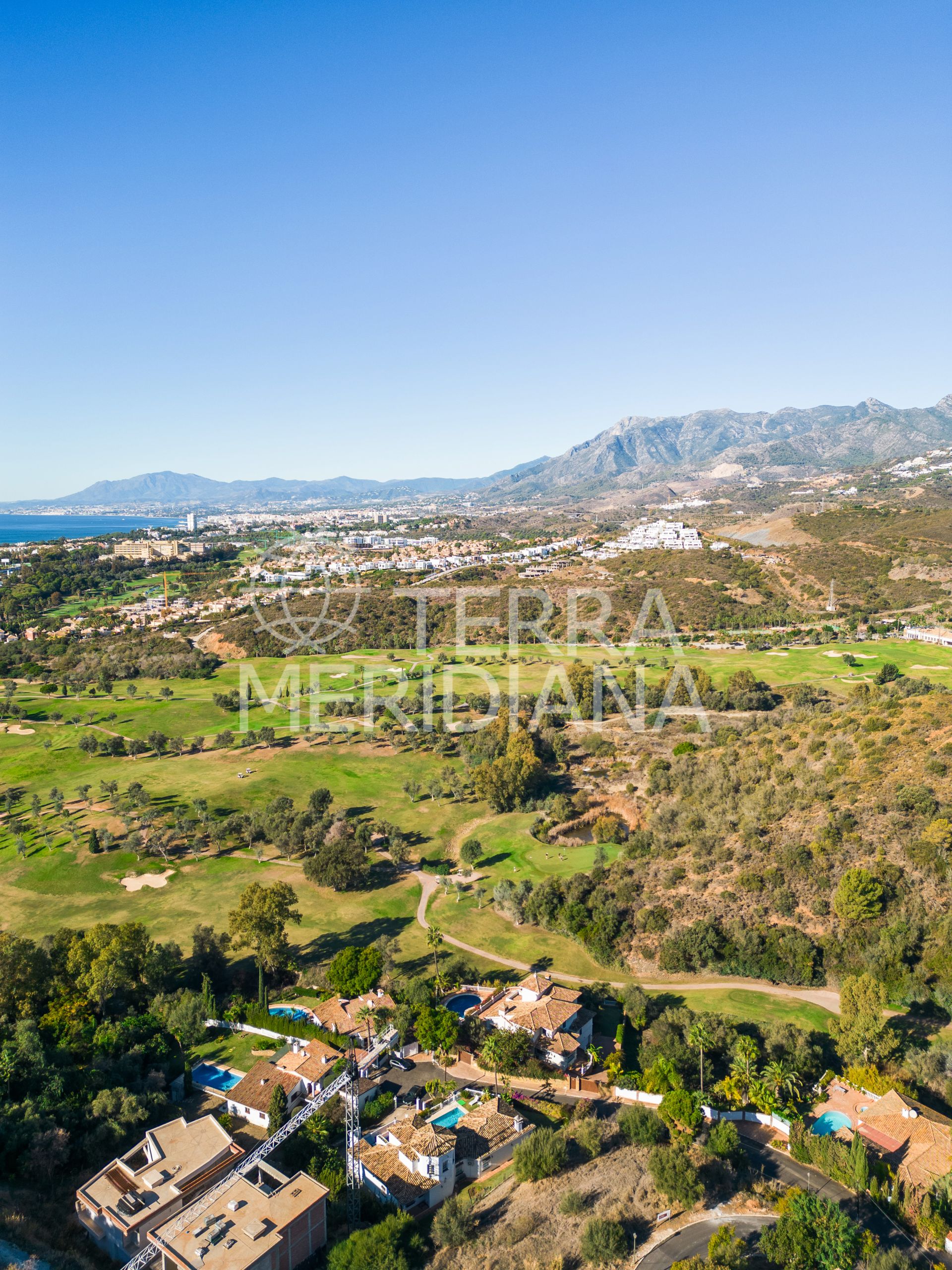 Plot in El Rosario, Marbella