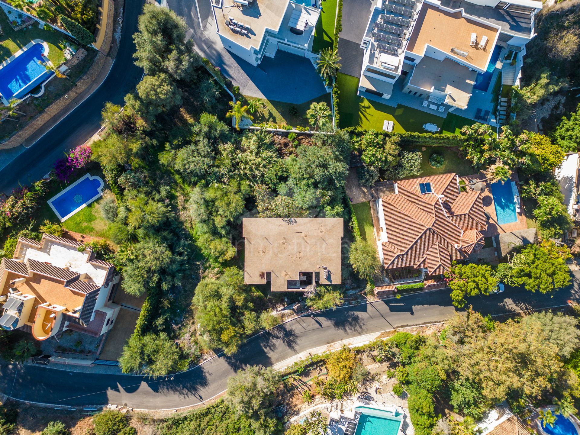 Plot in El Rosario, Marbella