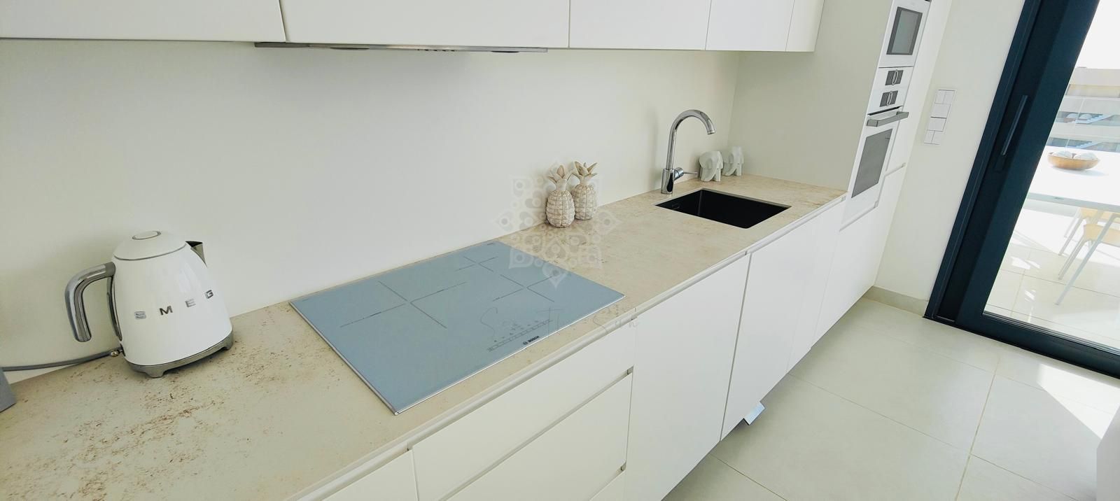 Apartment in El Higueron, Fuengirola