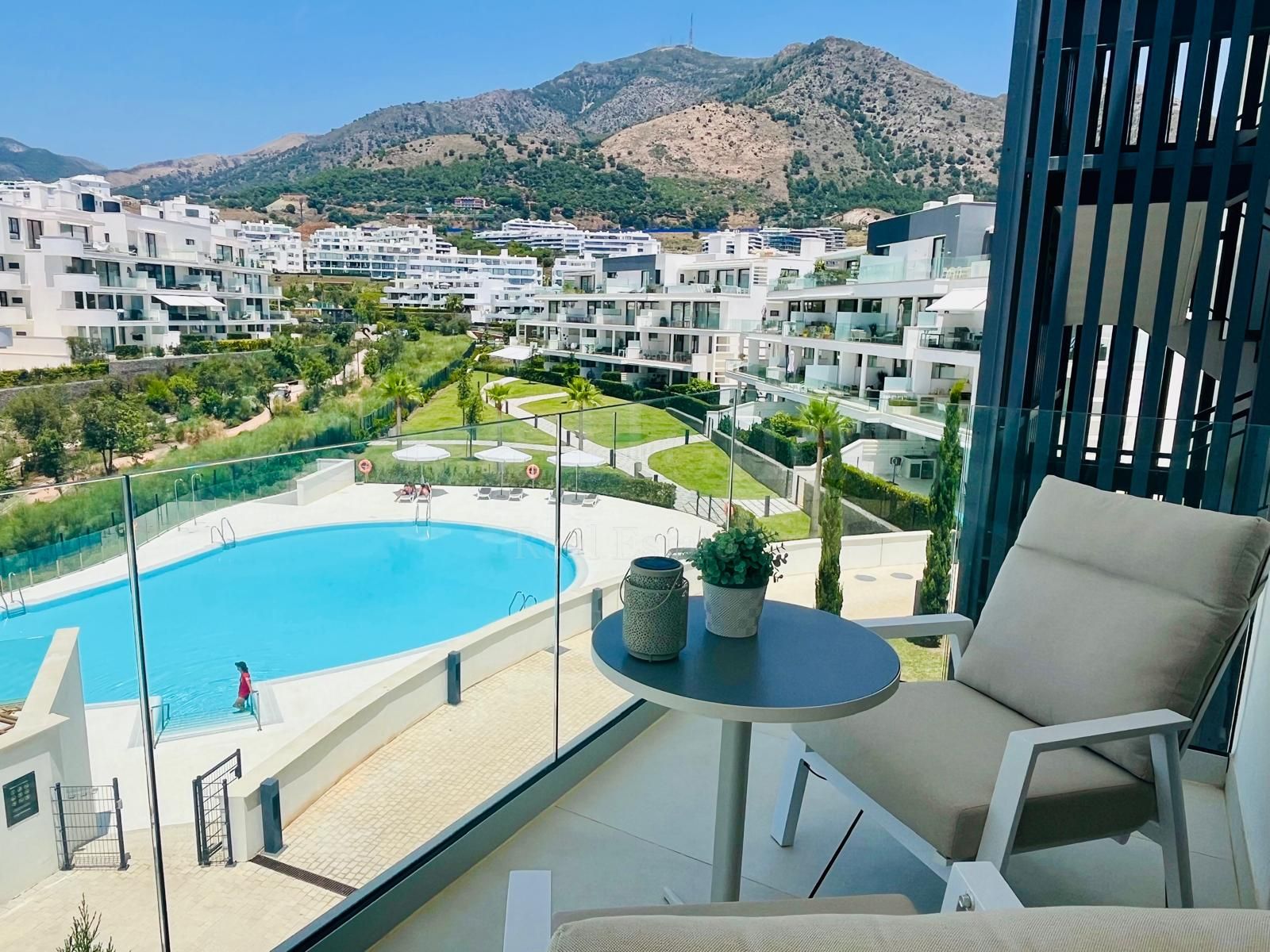Apartment in El Higueron, Fuengirola