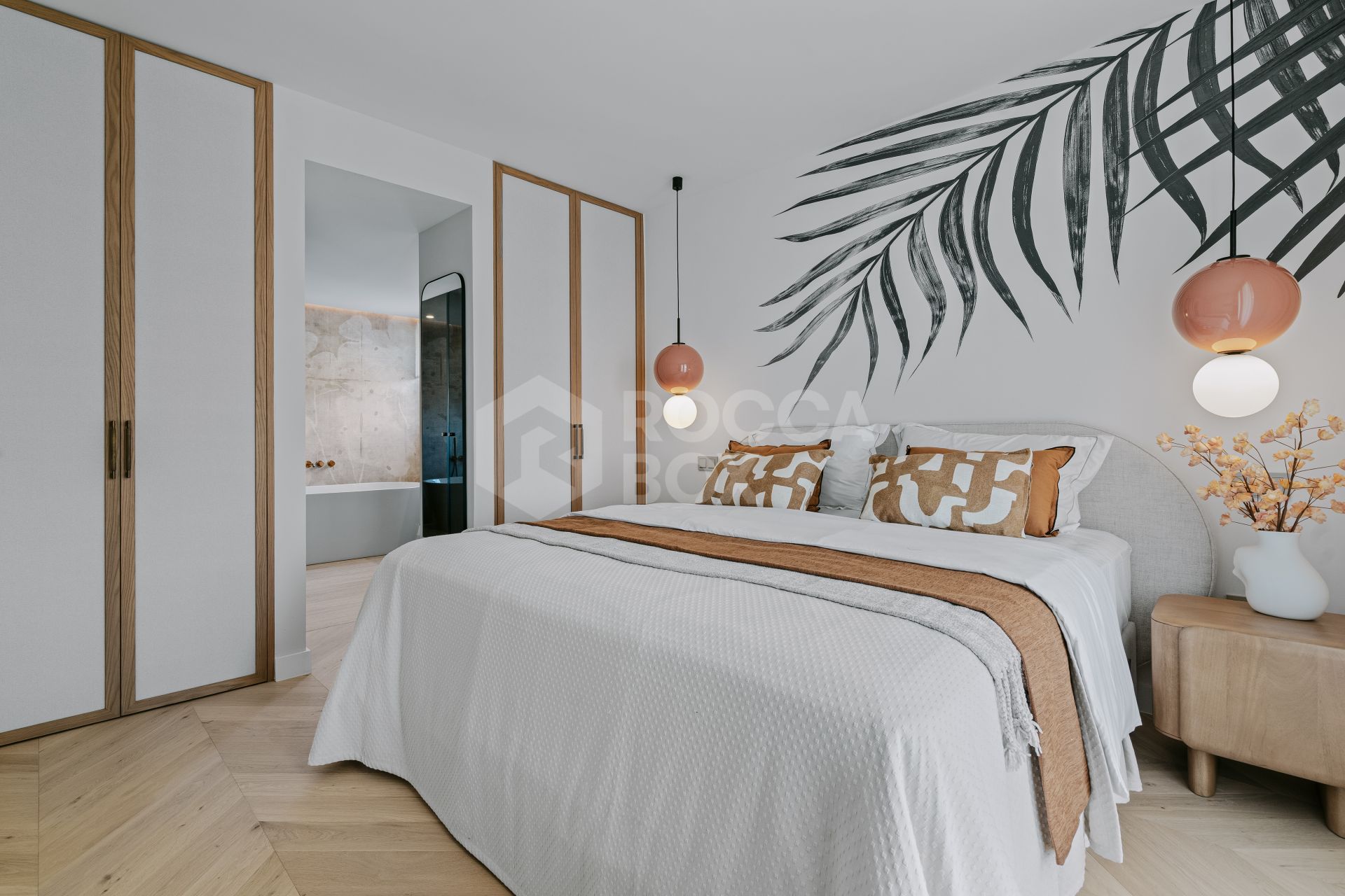 Apartment Vista Lago — Marbella Living with Panoramic Views