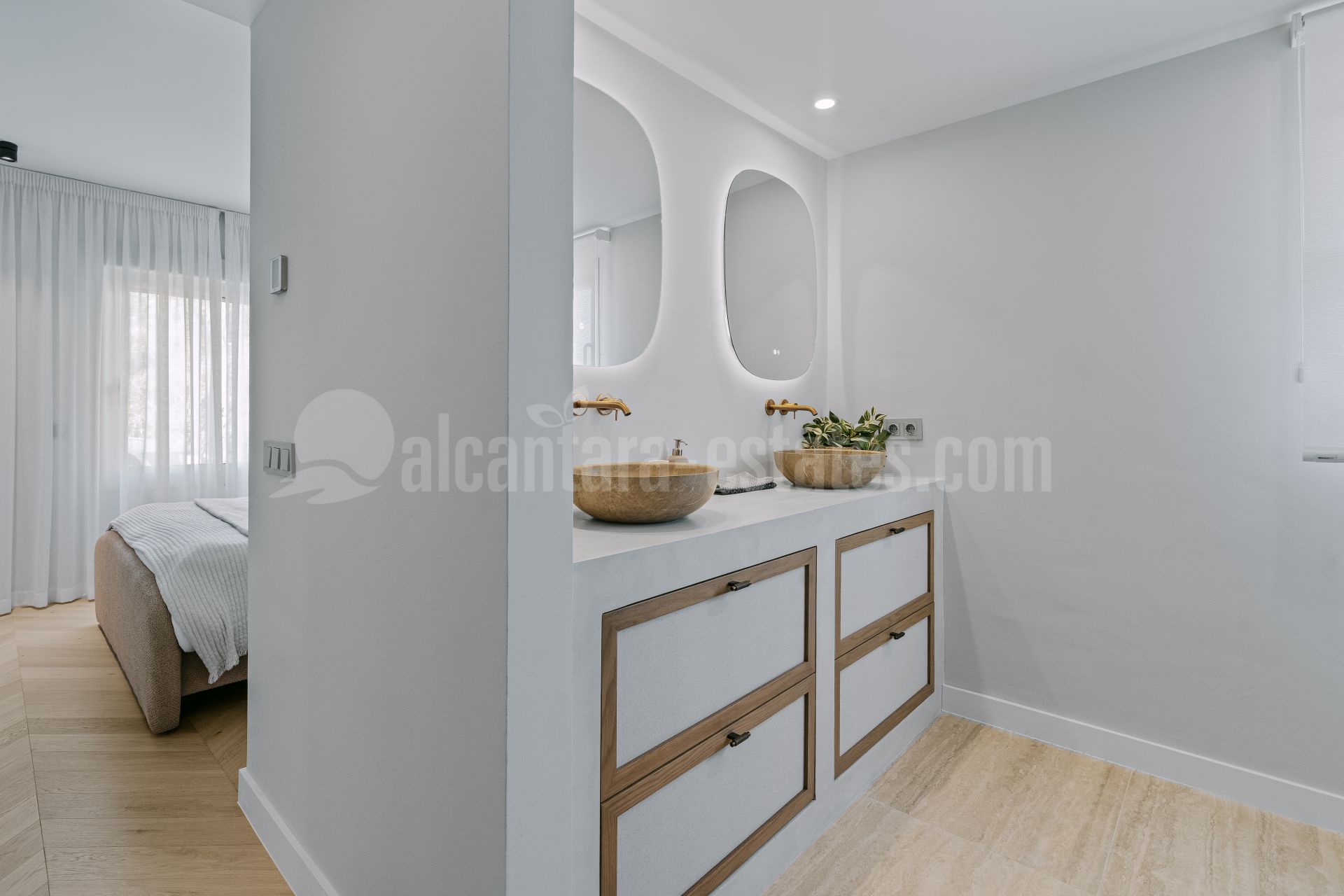 Ground Floor Apartment in Nueva Andalucia, Marbella