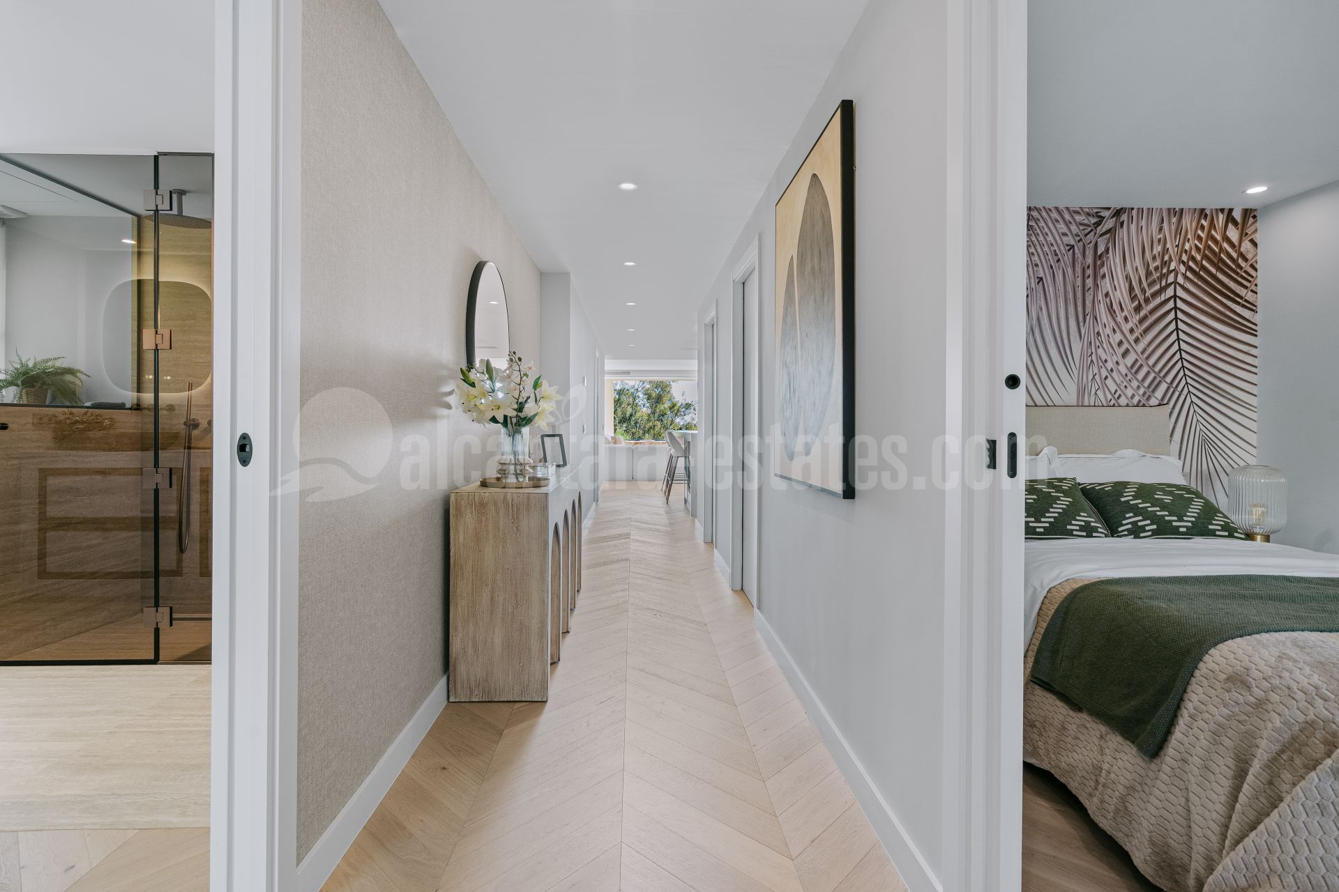 Ground Floor Apartment in Nueva Andalucia, Marbella