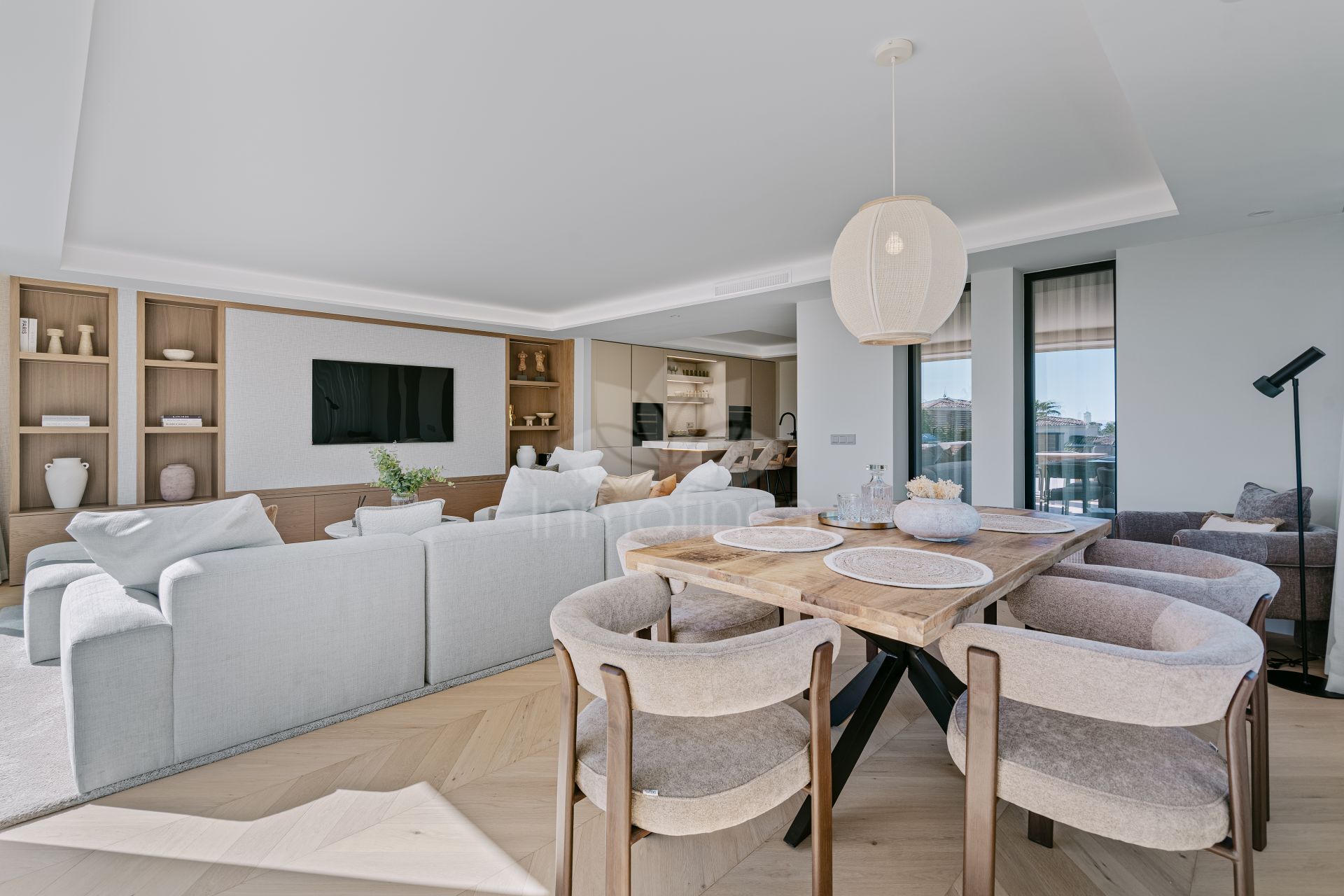 Apartamento Planta Baja en Nueva Andalucia, Marbella