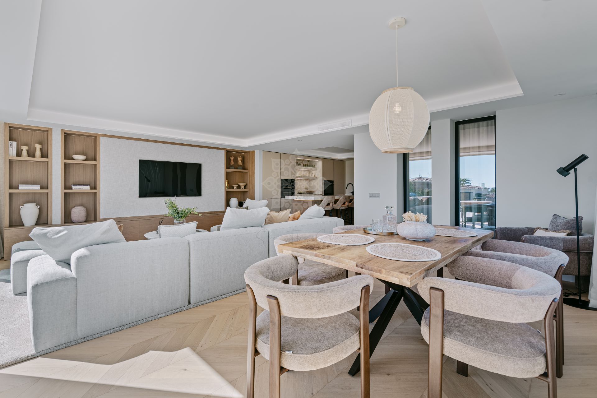 Apartamento Planta Baja en Nueva Andalucia, Marbella