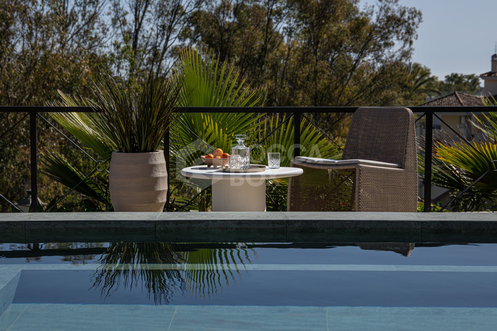 Apartment Vista Lago — Marbella Living with Panoramic Views