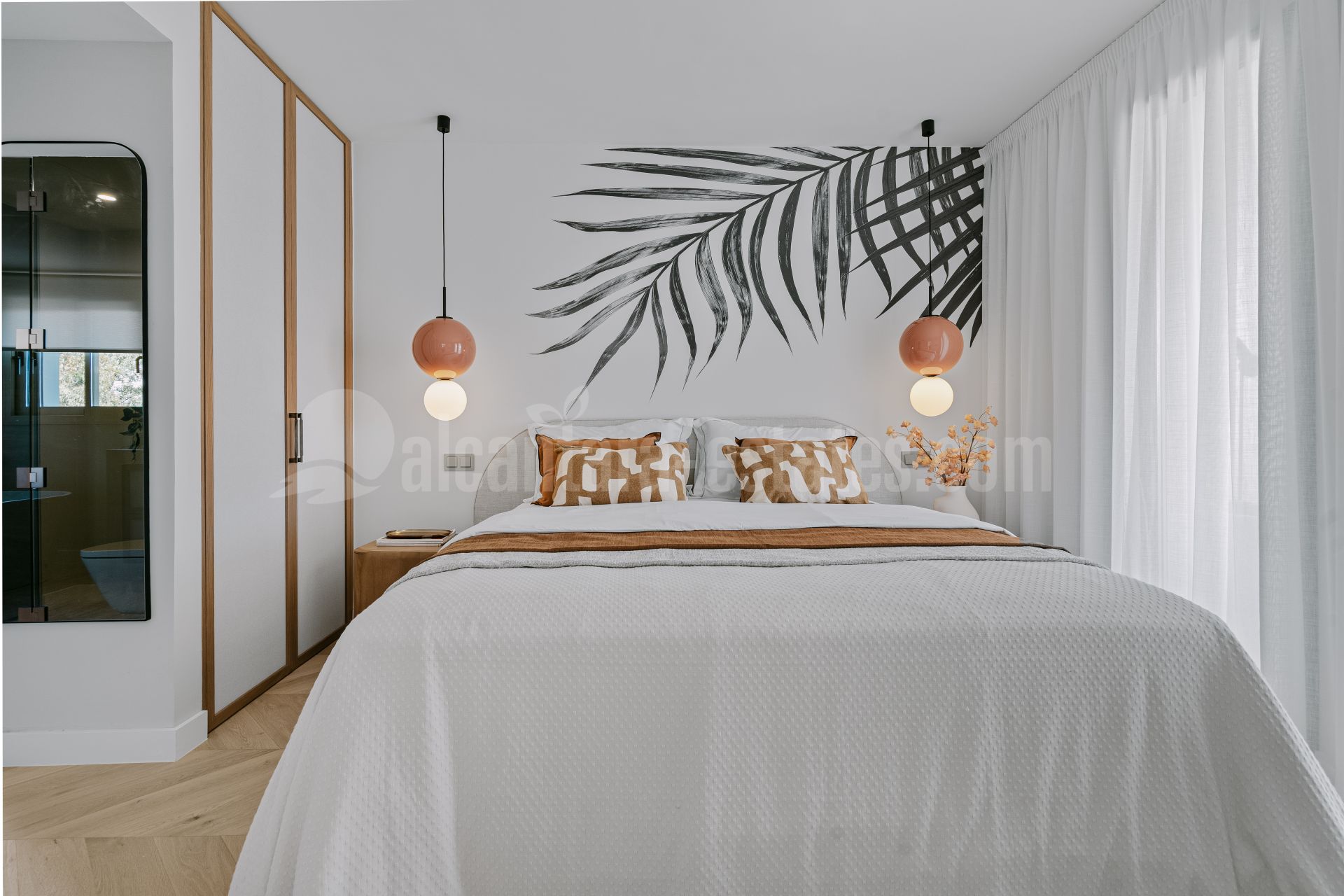 Ground Floor Apartment in Nueva Andalucia, Marbella