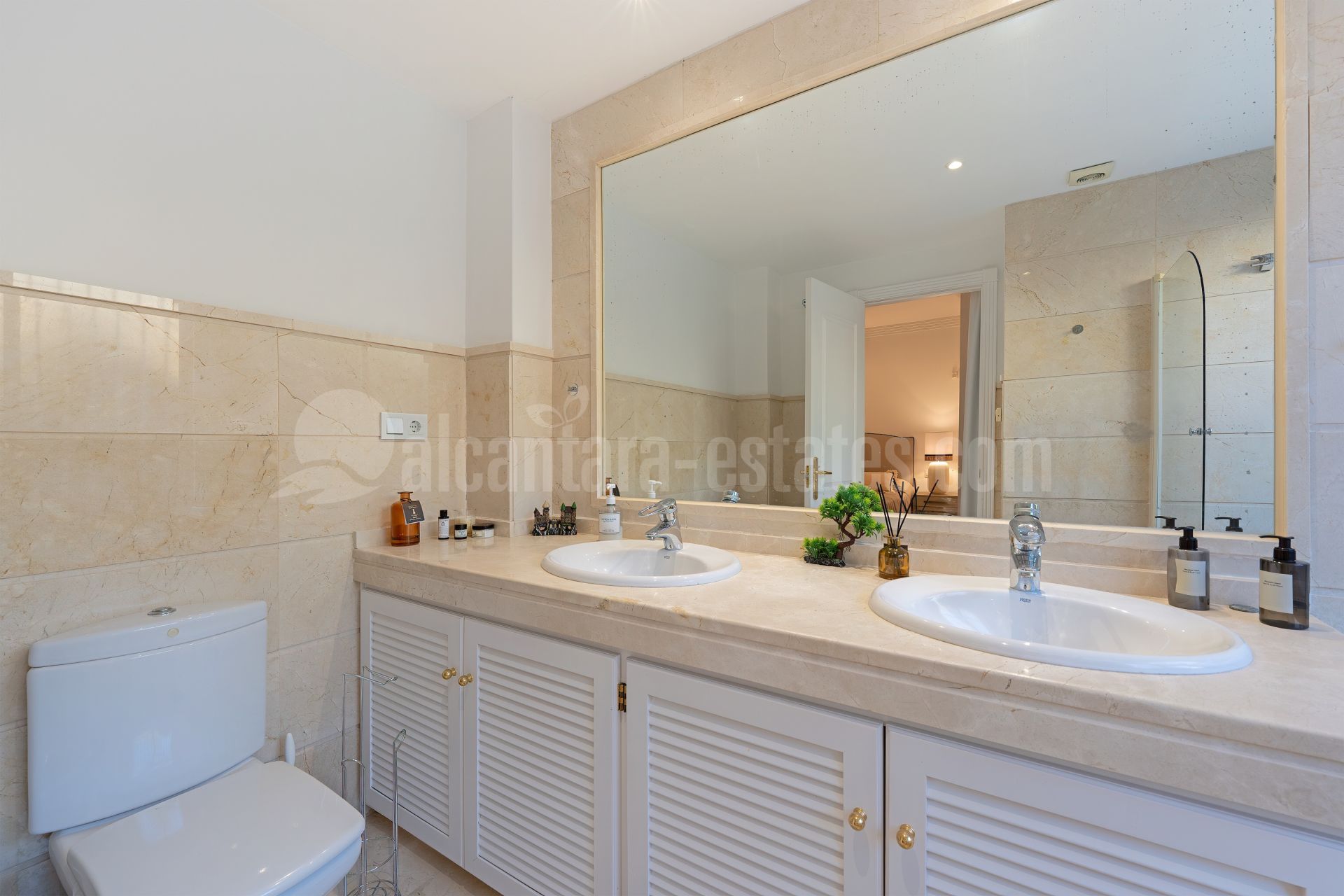 Apartamento Planta Baja en Nueva Andalucia, Marbella