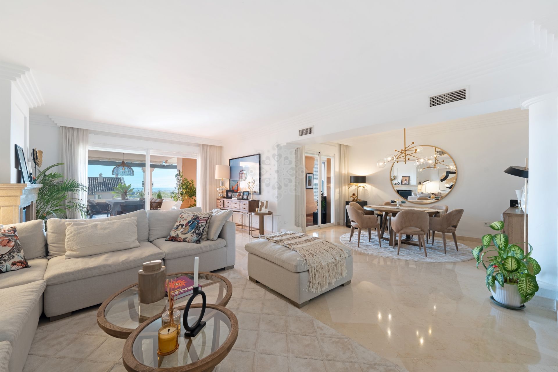 Ground Floor Apartment in Nueva Andalucia, Marbella