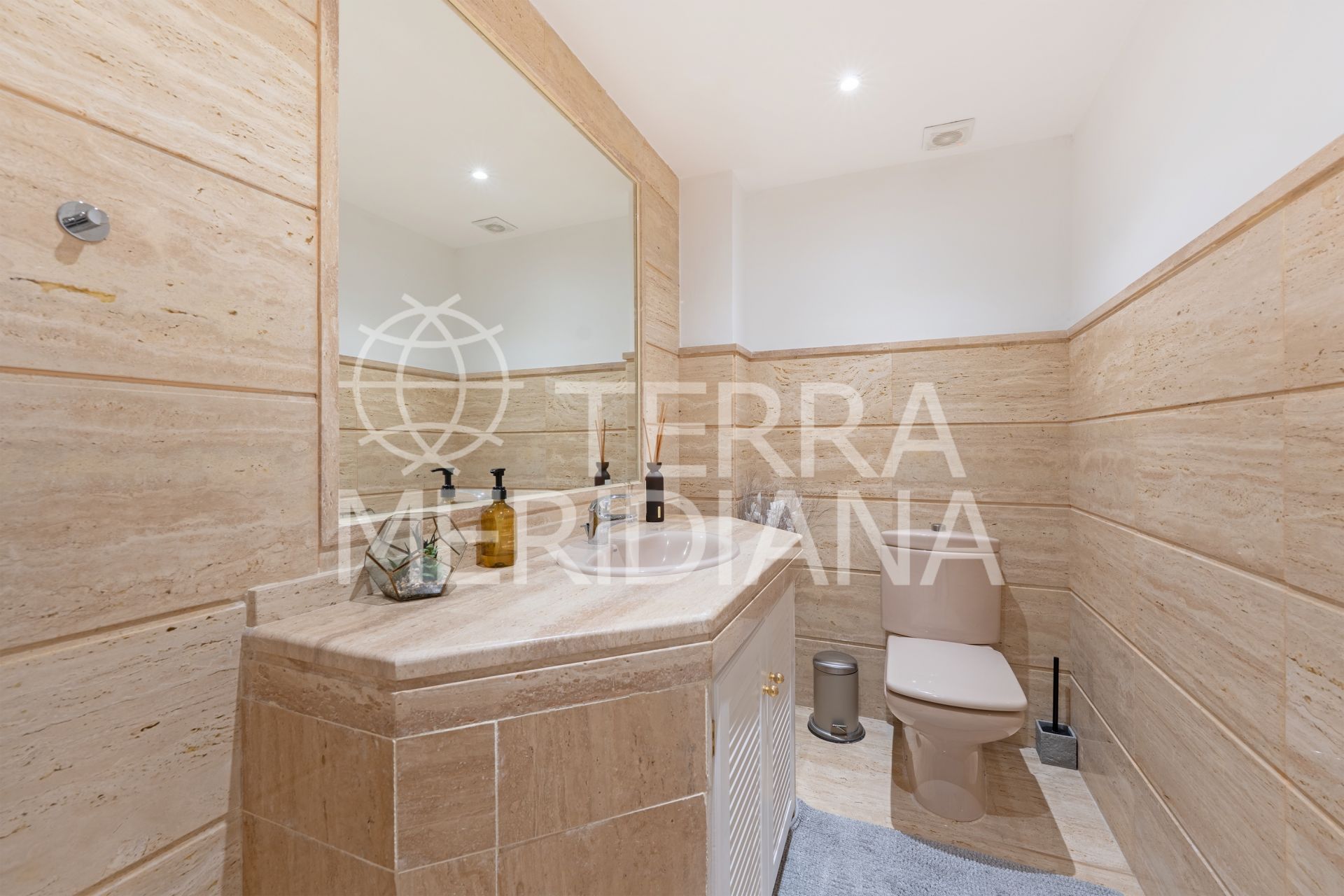 Ground Floor Apartment in Nueva Andalucia, Marbella