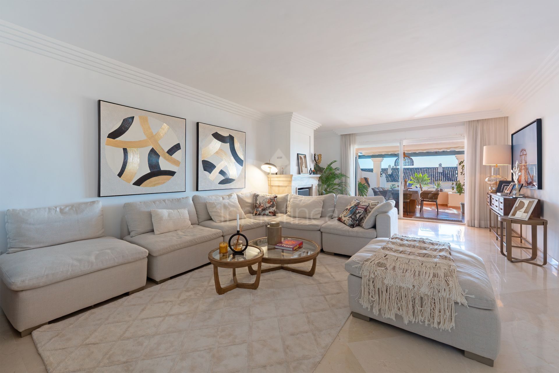 Apartamento Planta Baja en Nueva Andalucia, Marbella