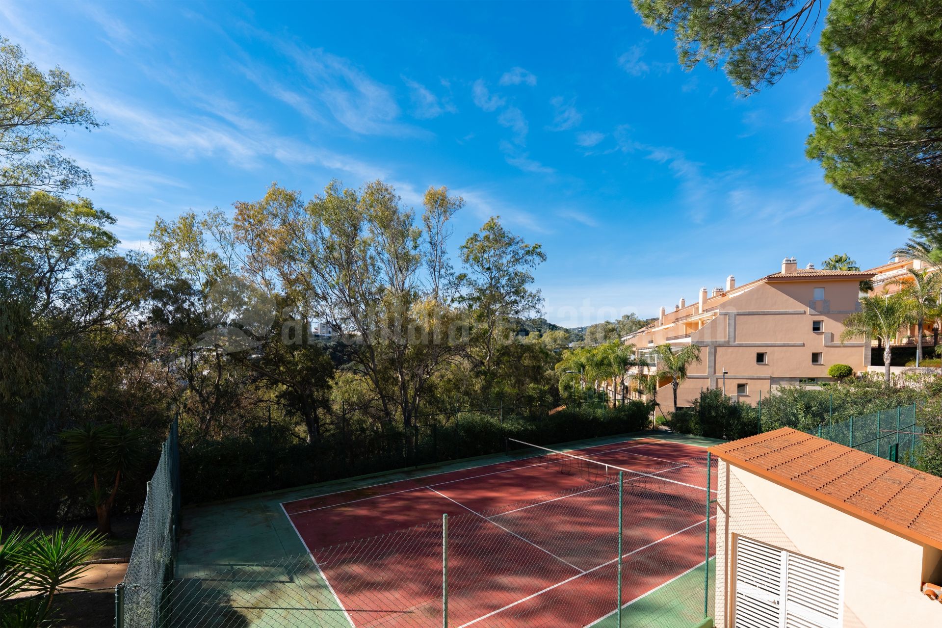 Apartamento Planta Baja en Nueva Andalucia, Marbella