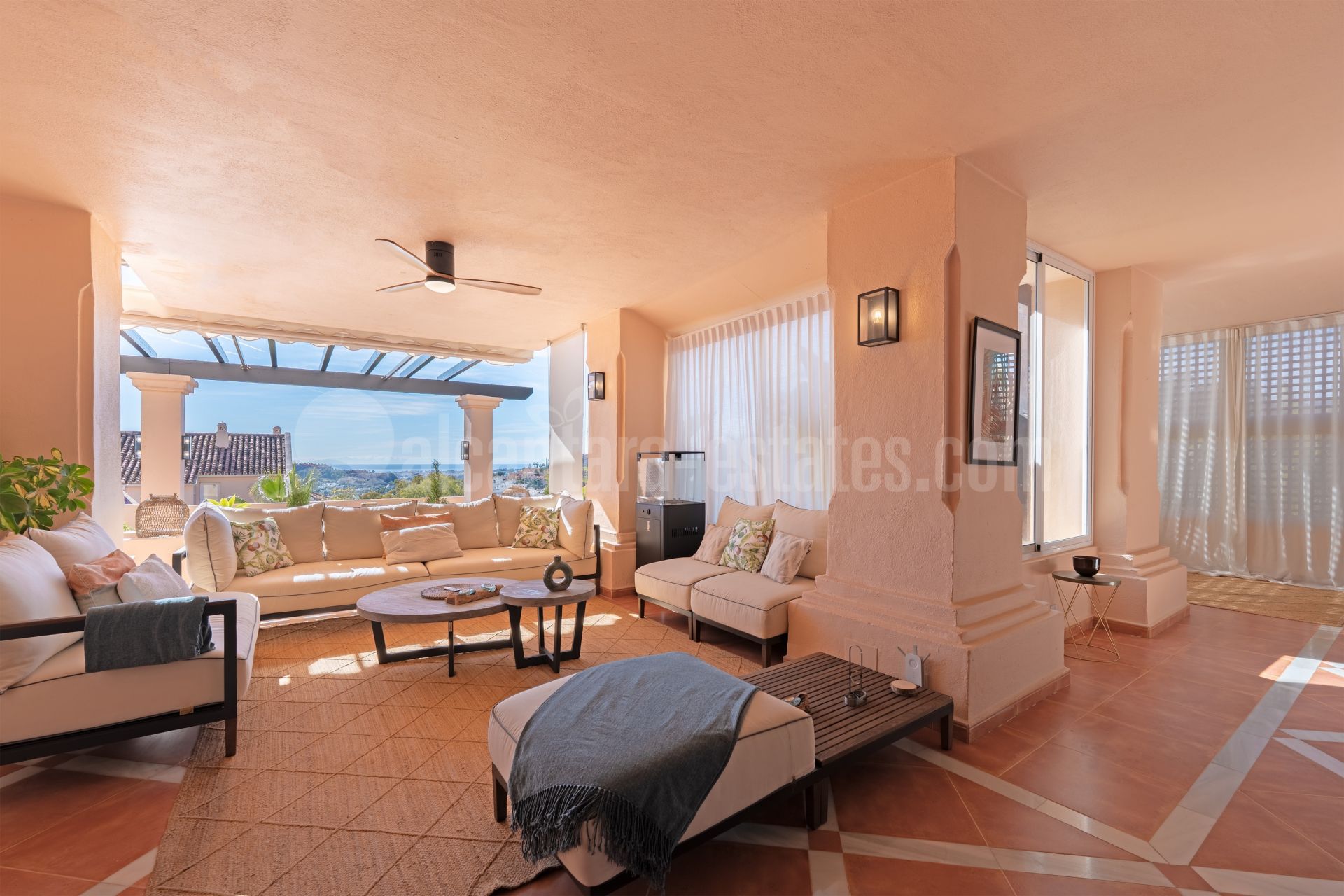 Apartamento Planta Baja en Nueva Andalucia, Marbella
