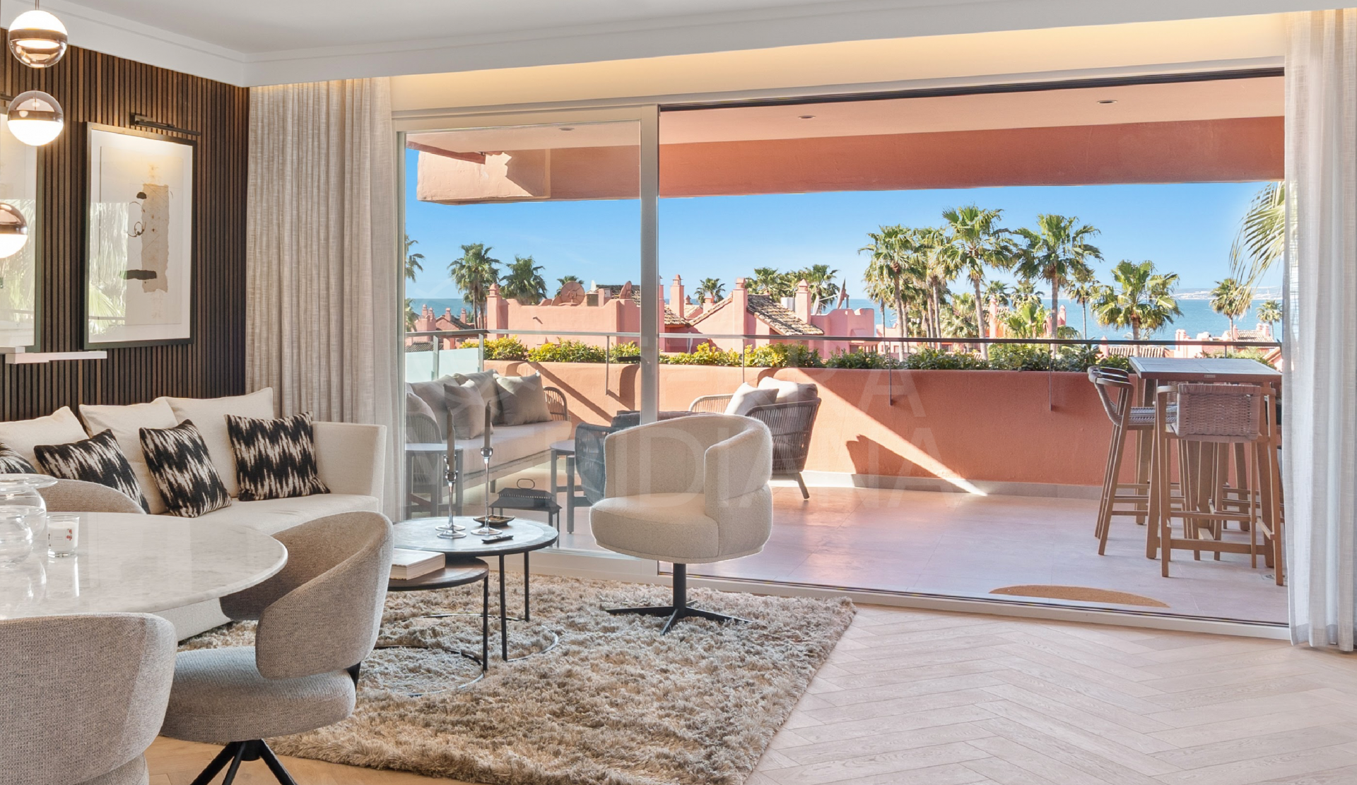 Duplex Penthouse in Beach Side New Golden Mile, Estepona
