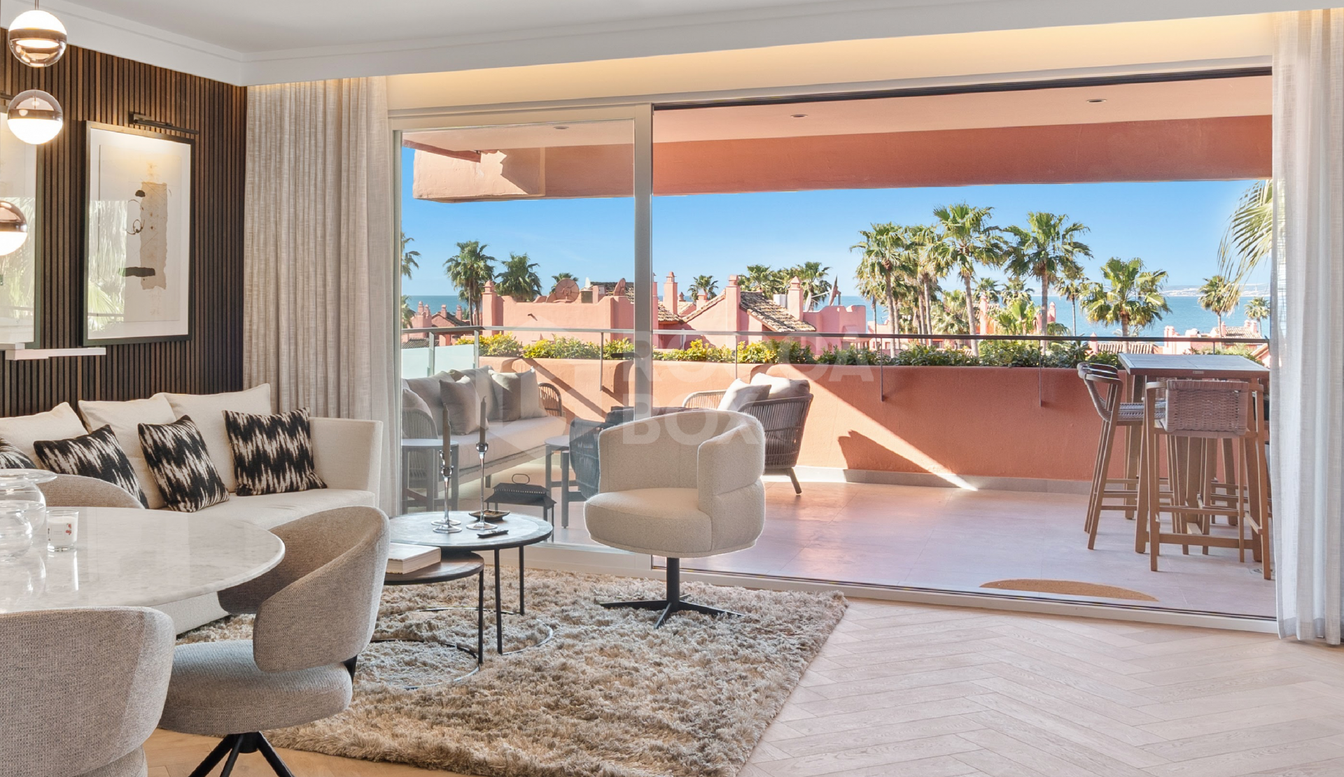 Sea View Luxury Penthouse - Newly Renovated on the Beach Side New Golden Mile