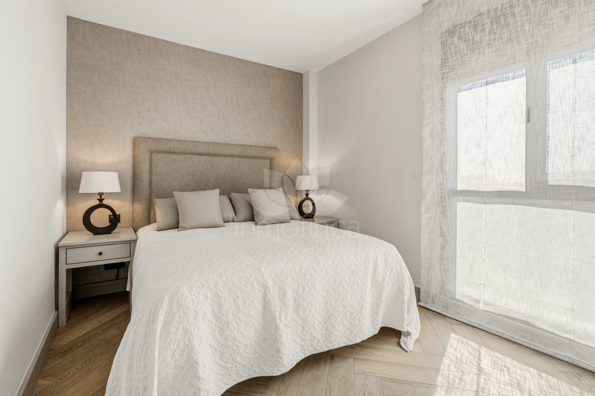 Duplex Penthouse in Beach Side New Golden Mile, Estepona