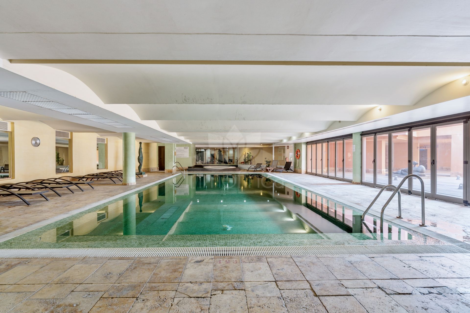 Duplex Penthouse in Beach Side New Golden Mile, Estepona