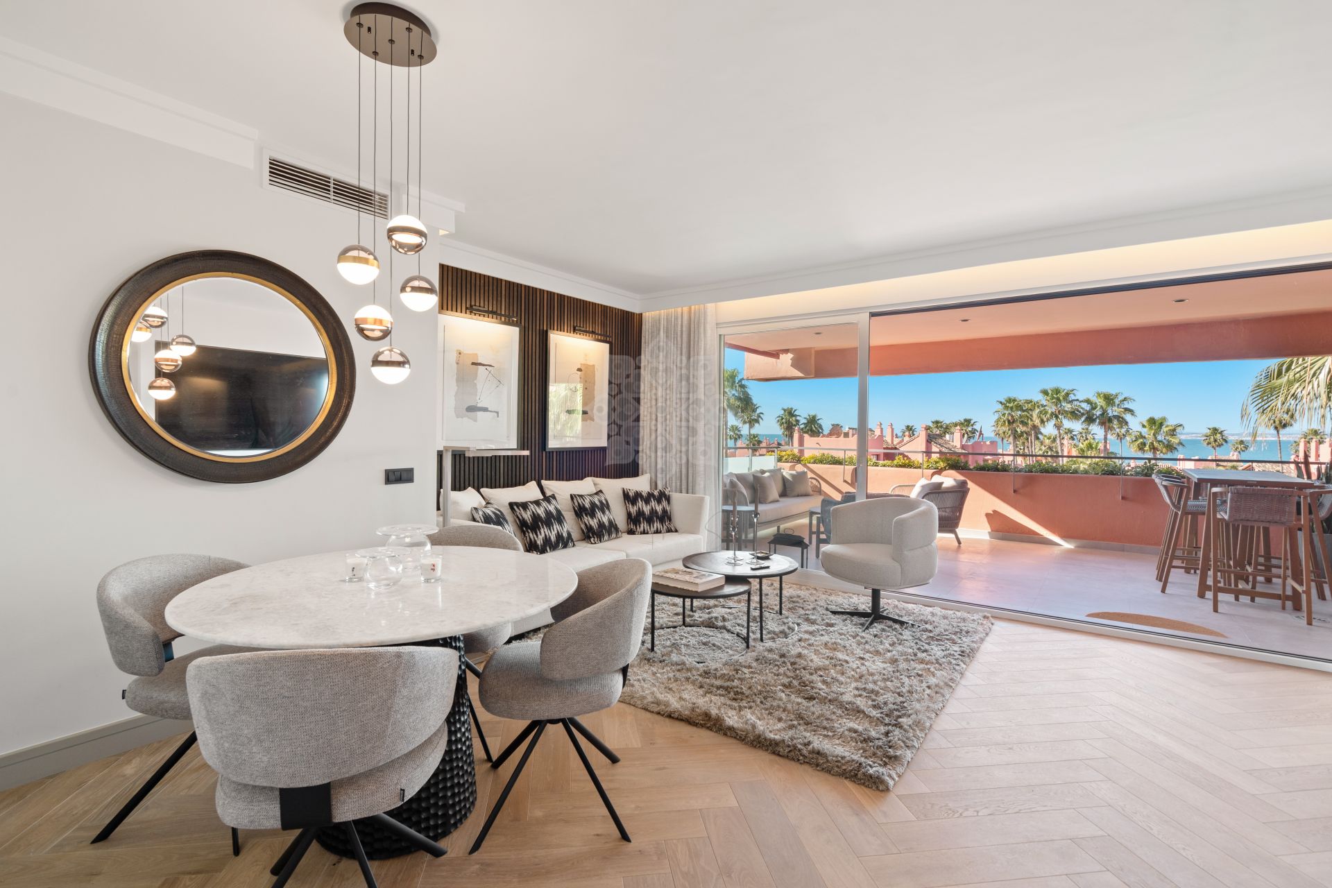 Duplex Penthouse in Beach Side New Golden Mile, Estepona