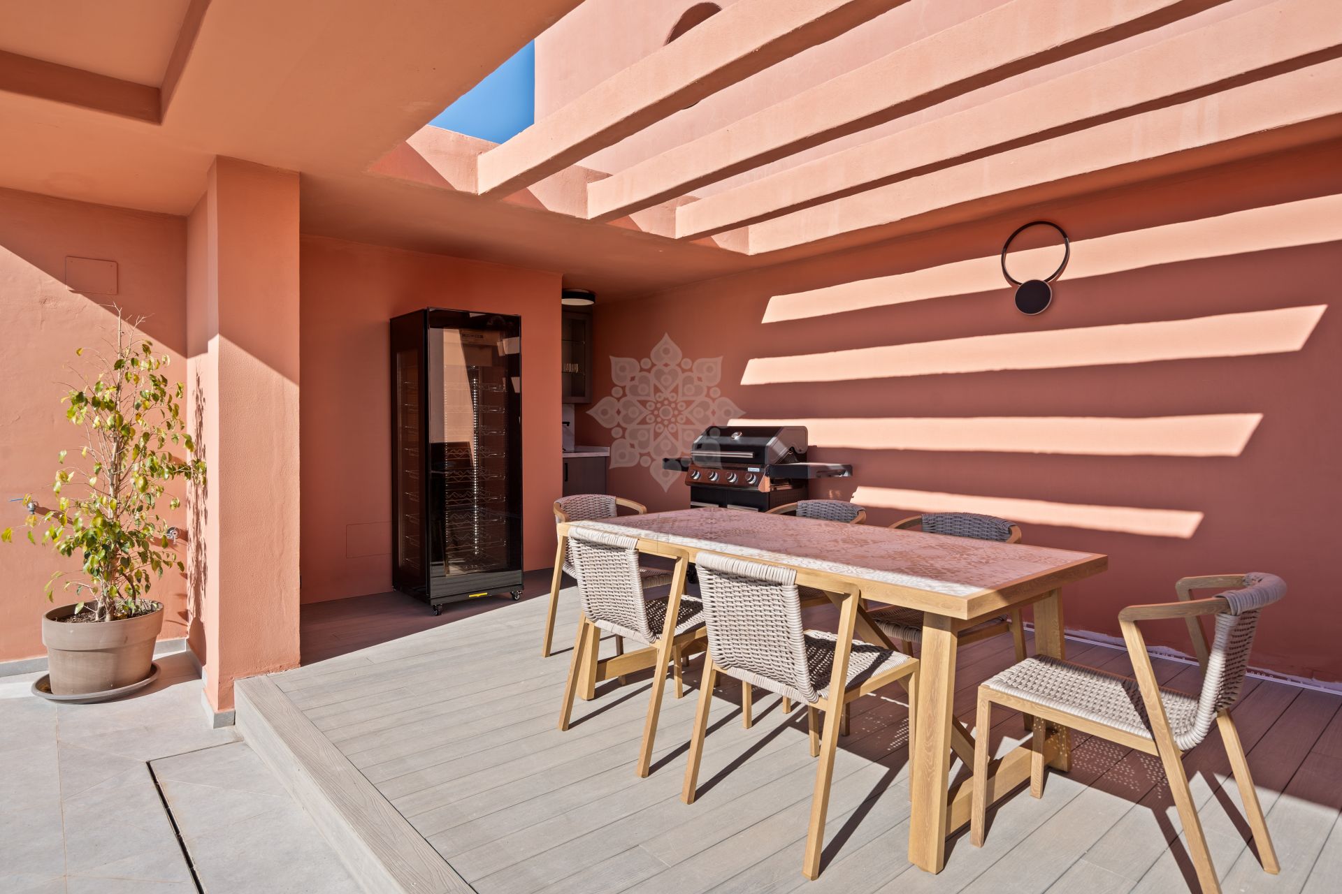 Duplex Penthouse in Beach Side New Golden Mile, Estepona