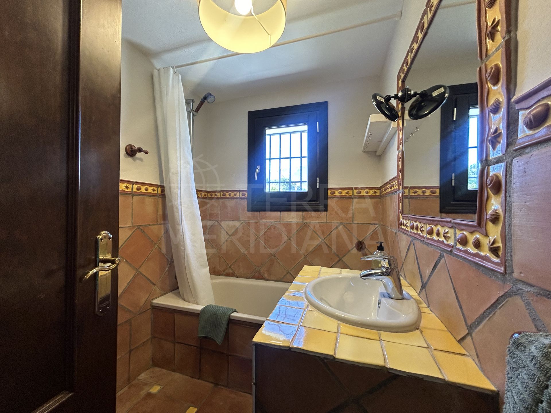 Villa in Guadalobon, Estepona