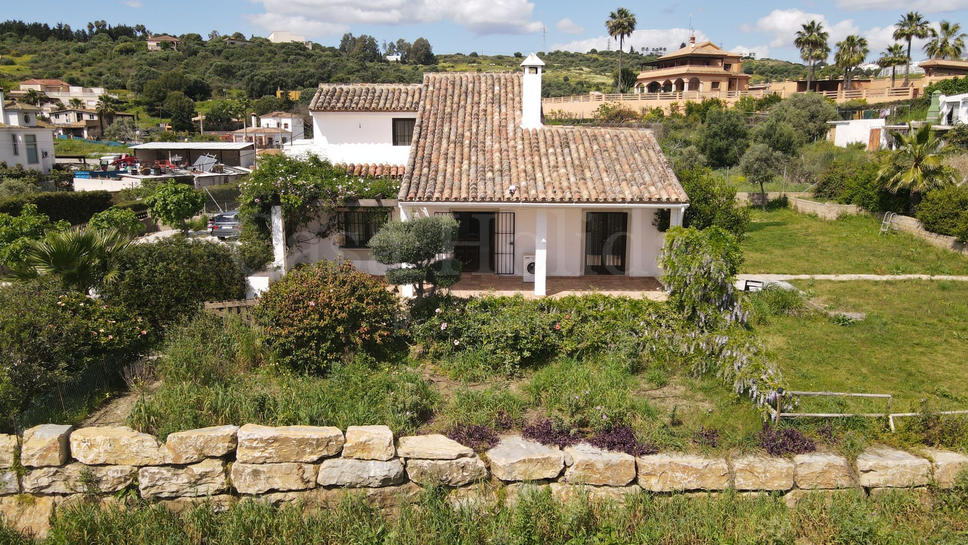 Villa in Guadalobon, Estepona