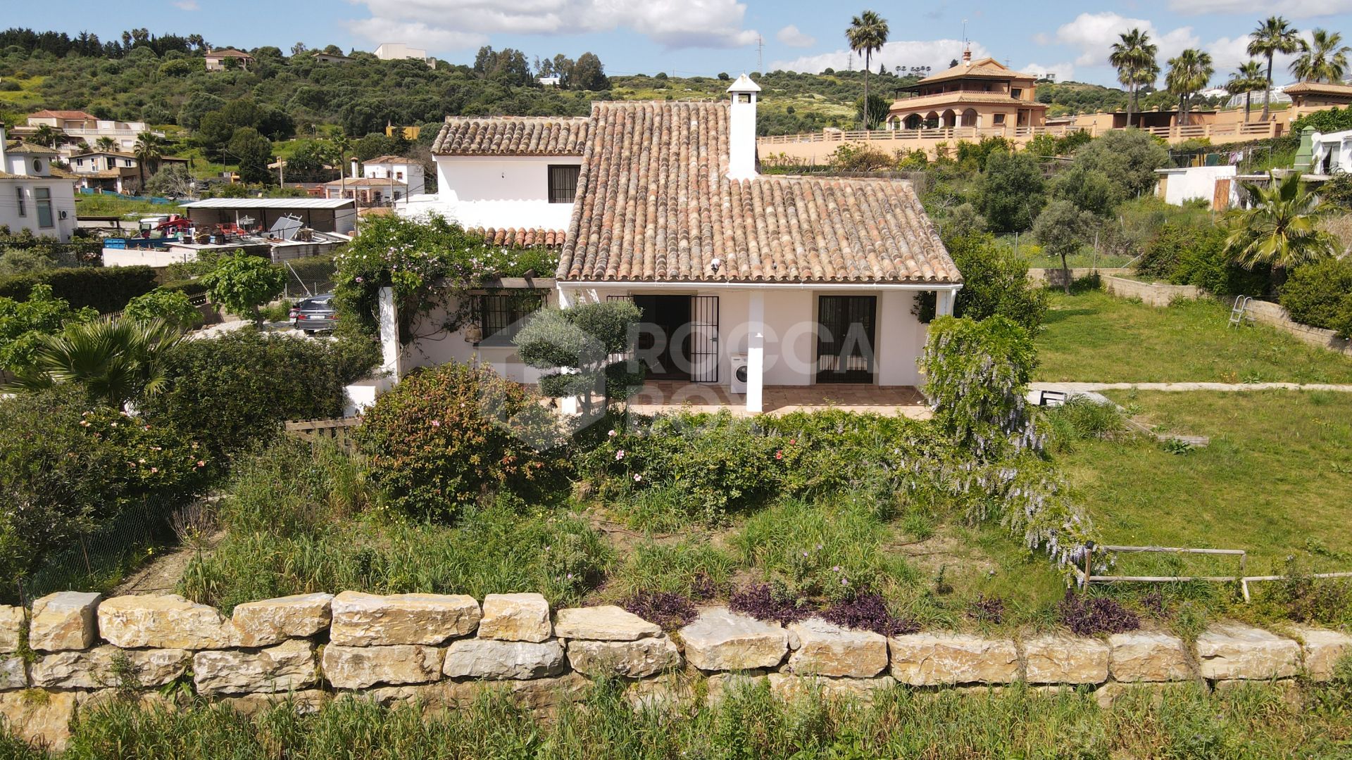 Spectacular Villa for Sale in Guadalobón, Valle Romano, Estepona, Close to the Marina