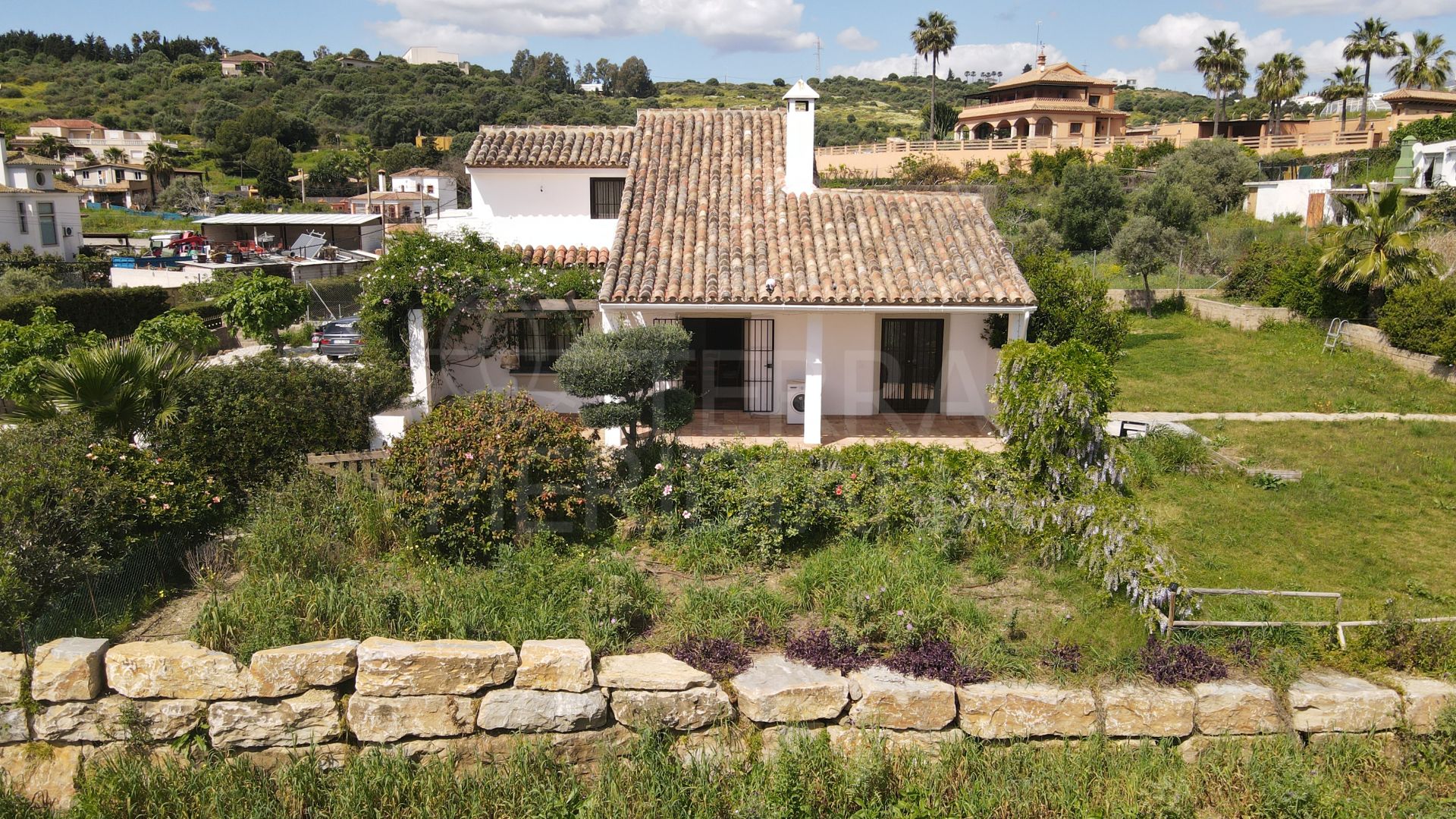 Villa in Guadalobon, Estepona