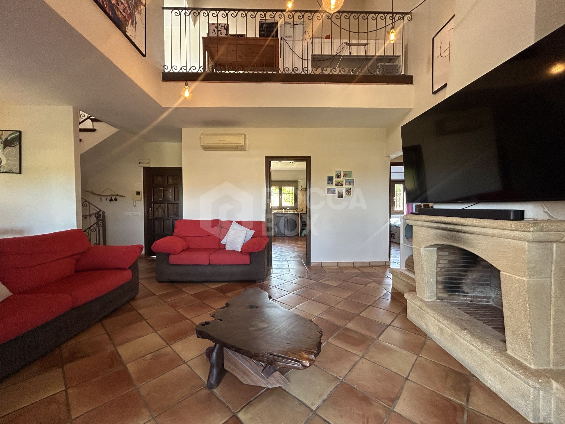 Spectacular Villa for Sale in Guadalobón, Valle Romano, Estepona, Close to the Marina