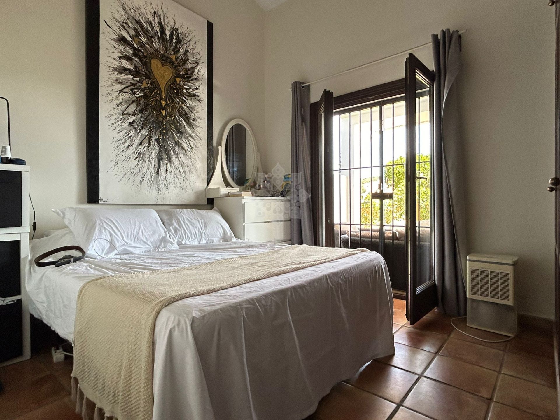 Villa in Guadalobon, Estepona