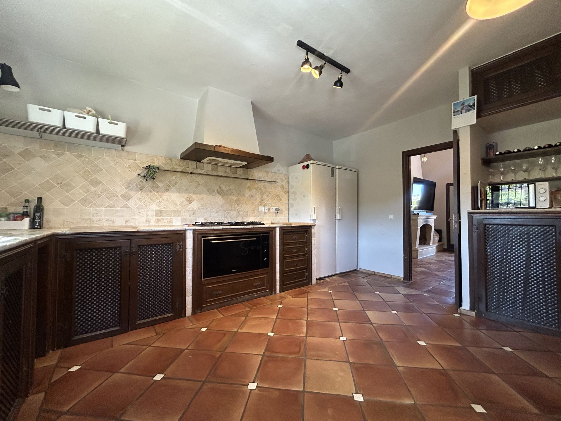 Villa in Guadalobon, Estepona