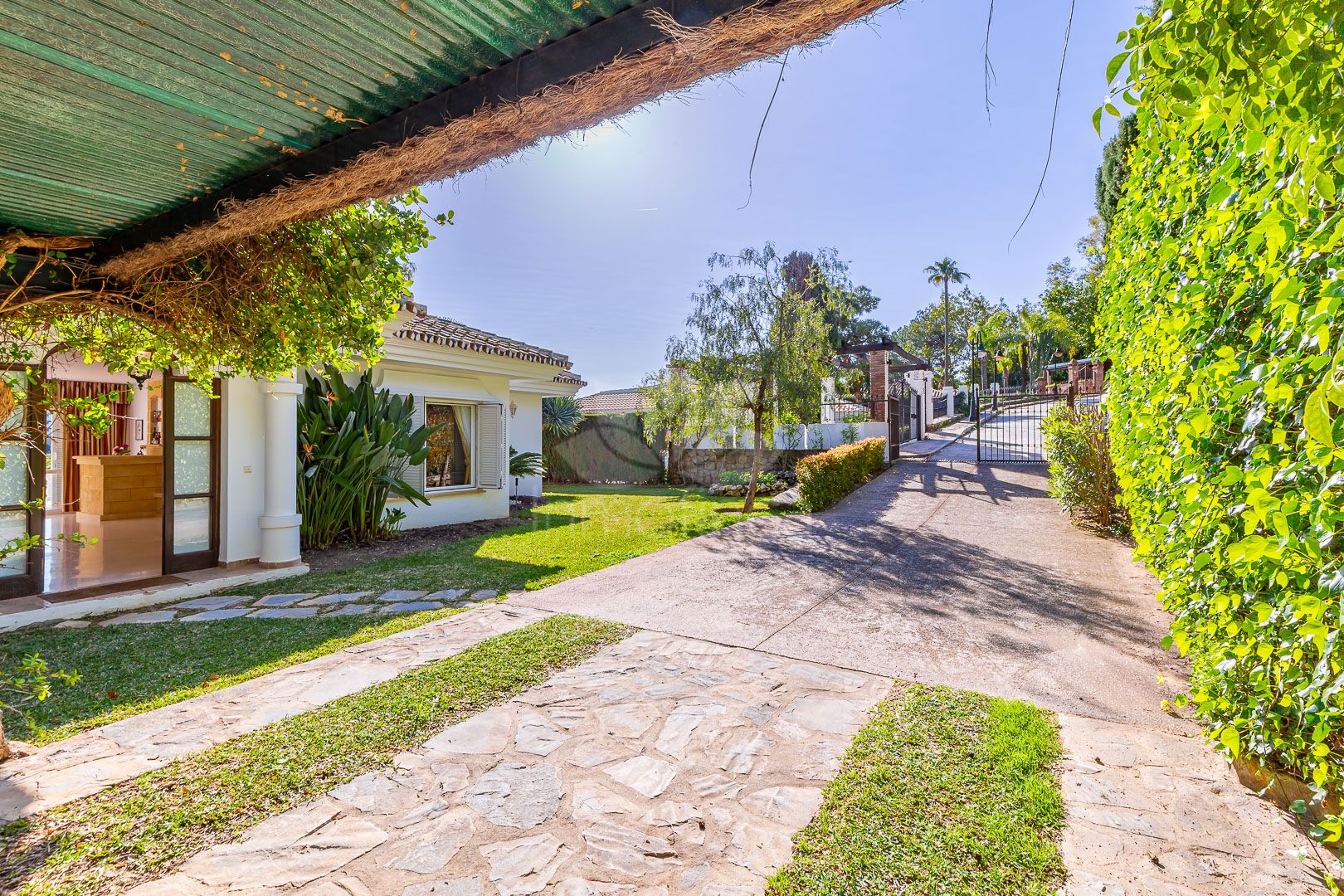 Villa in Rio Real Golf, Marbella