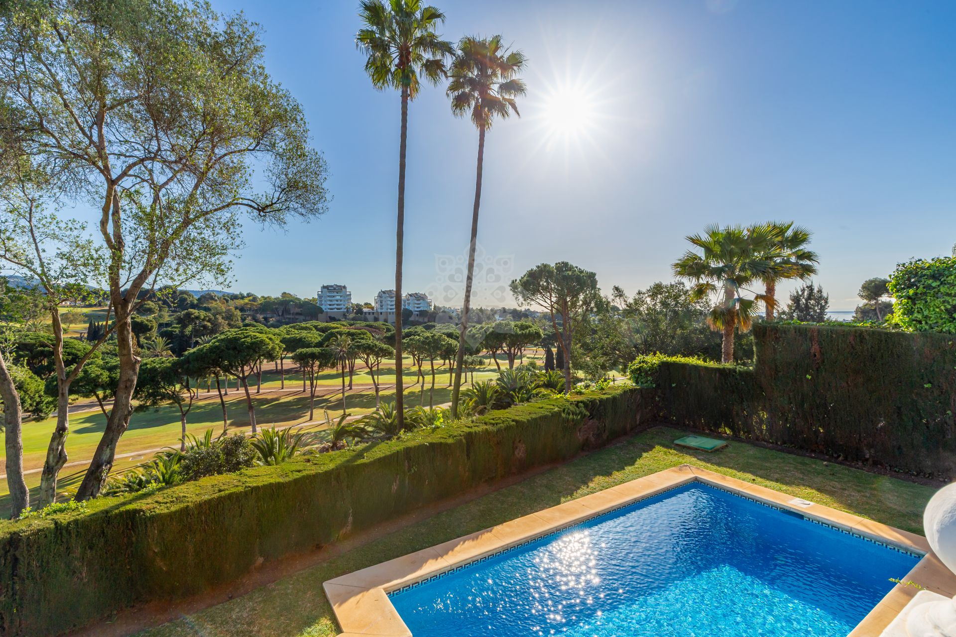 Villa in Rio Real Golf, Marbella