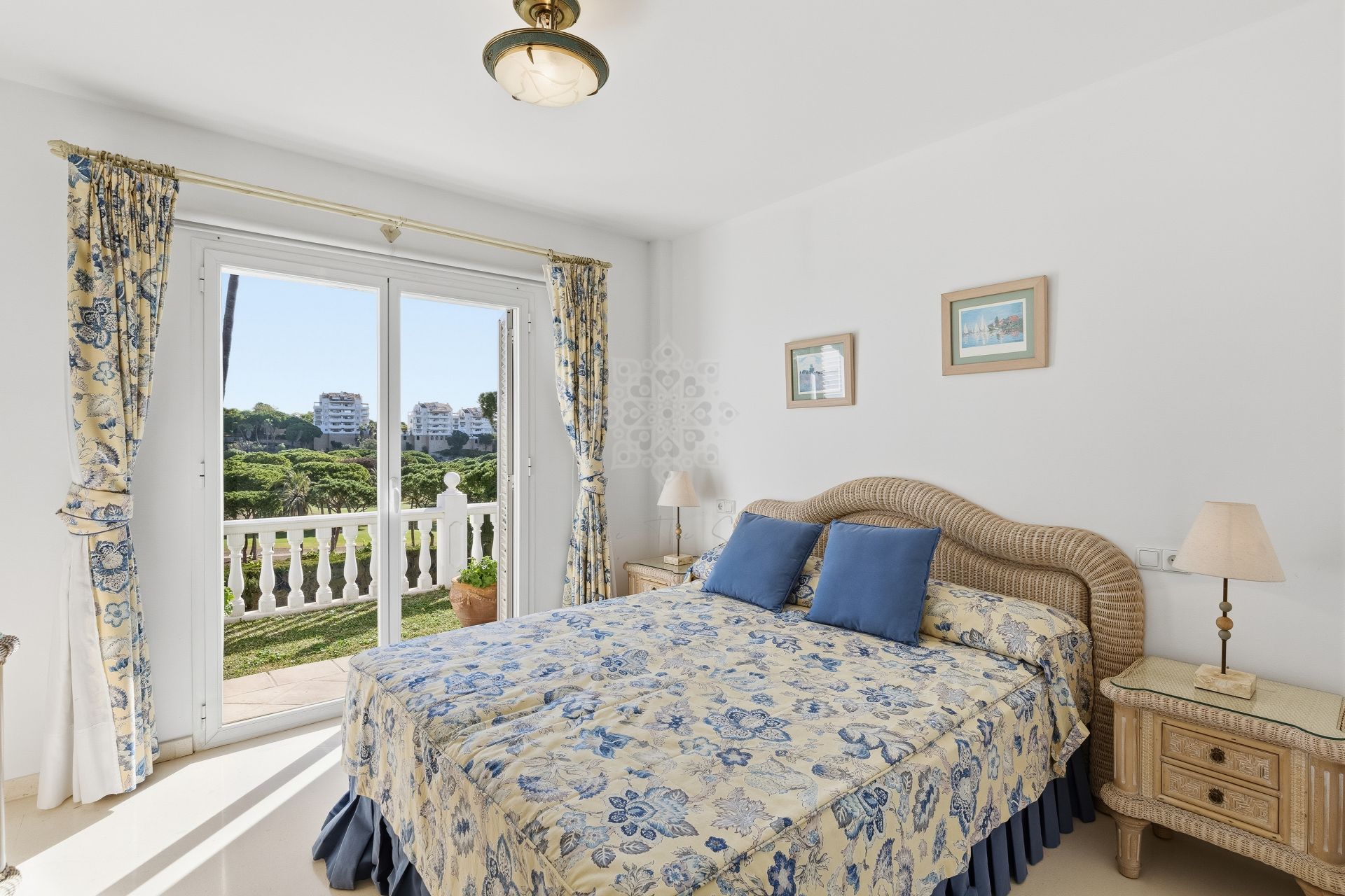 Villa in Rio Real Golf, Marbella