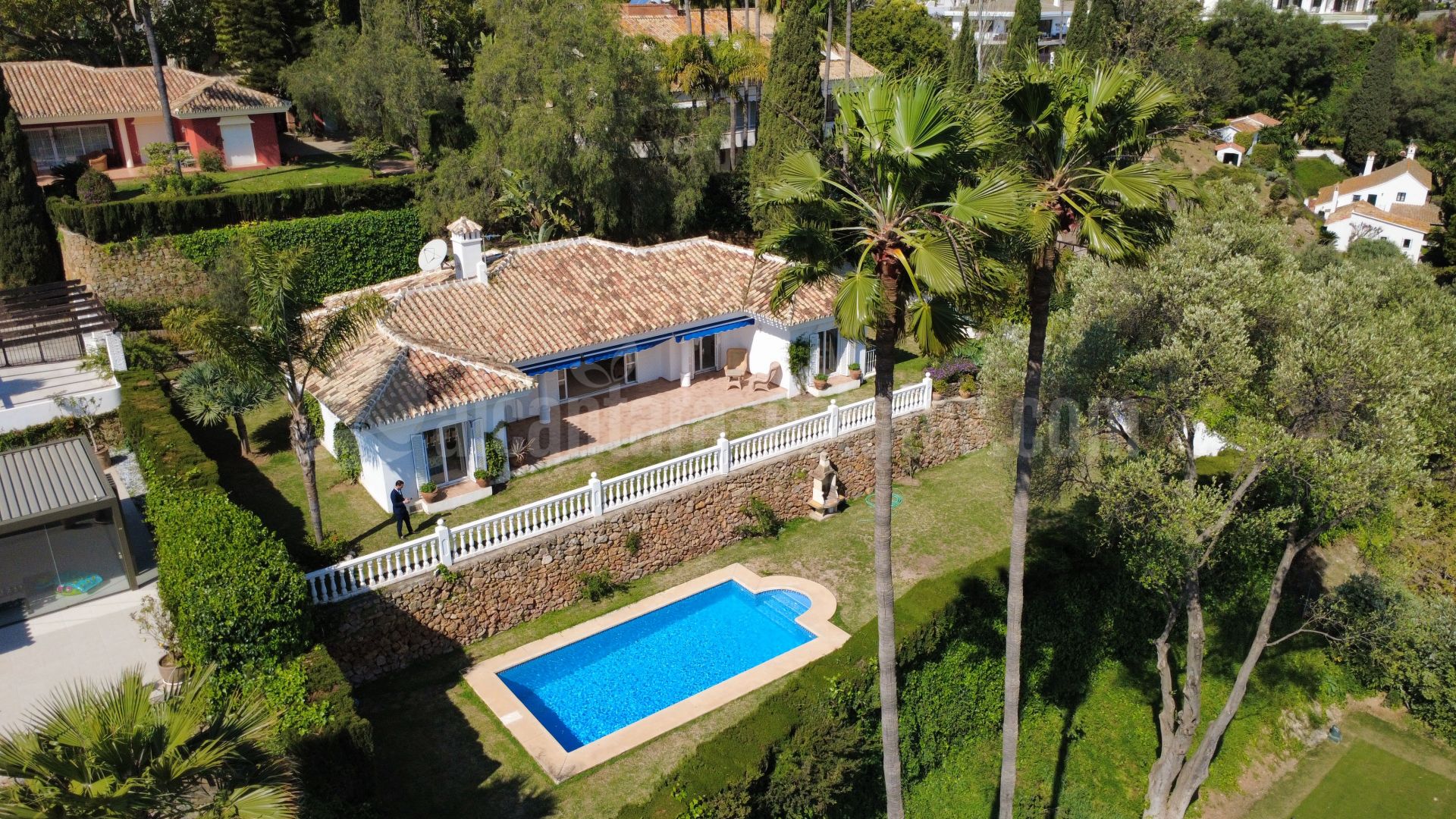 Villa in Rio Real Golf, Marbella