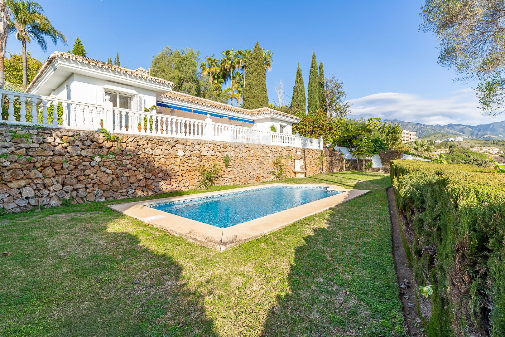 Villa in Rio Real Golf, Marbella