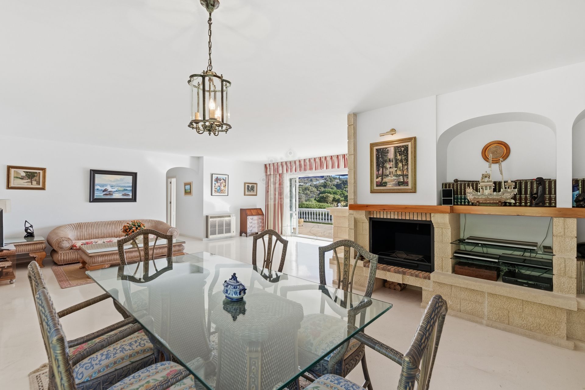 Villa in Rio Real Golf, Marbella