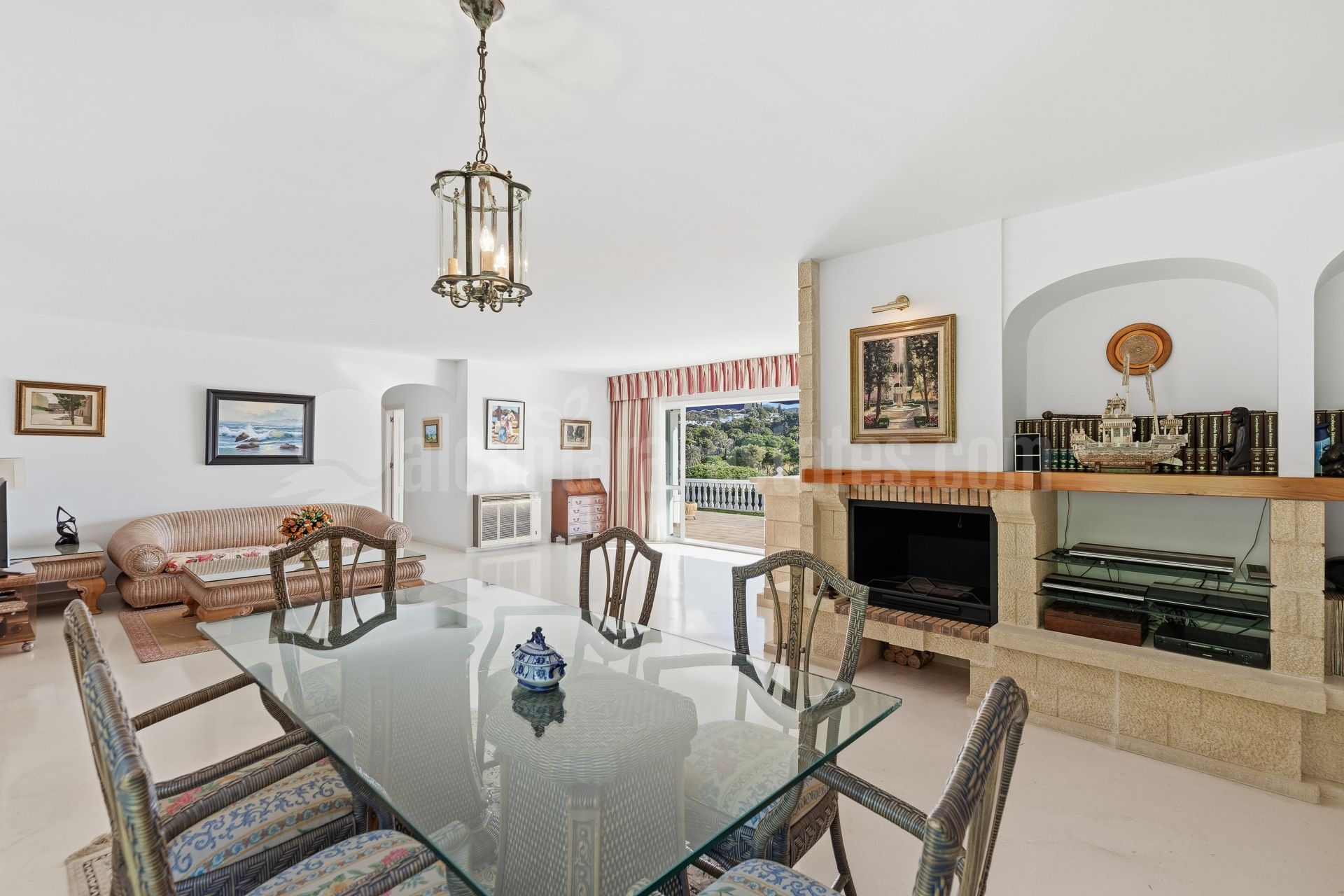 Villa in Rio Real Golf, Marbella