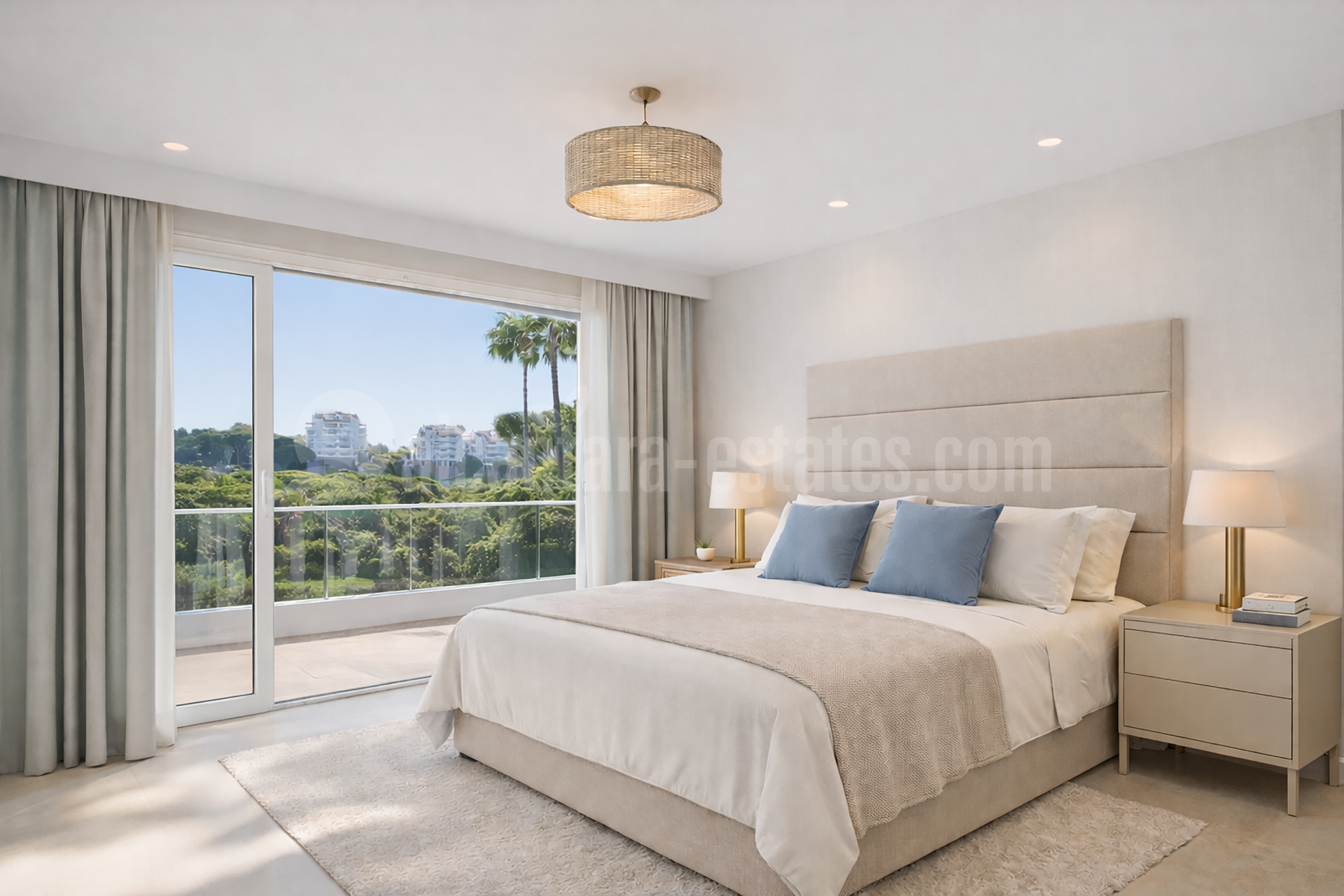 Villa in Rio Real Golf, Marbella