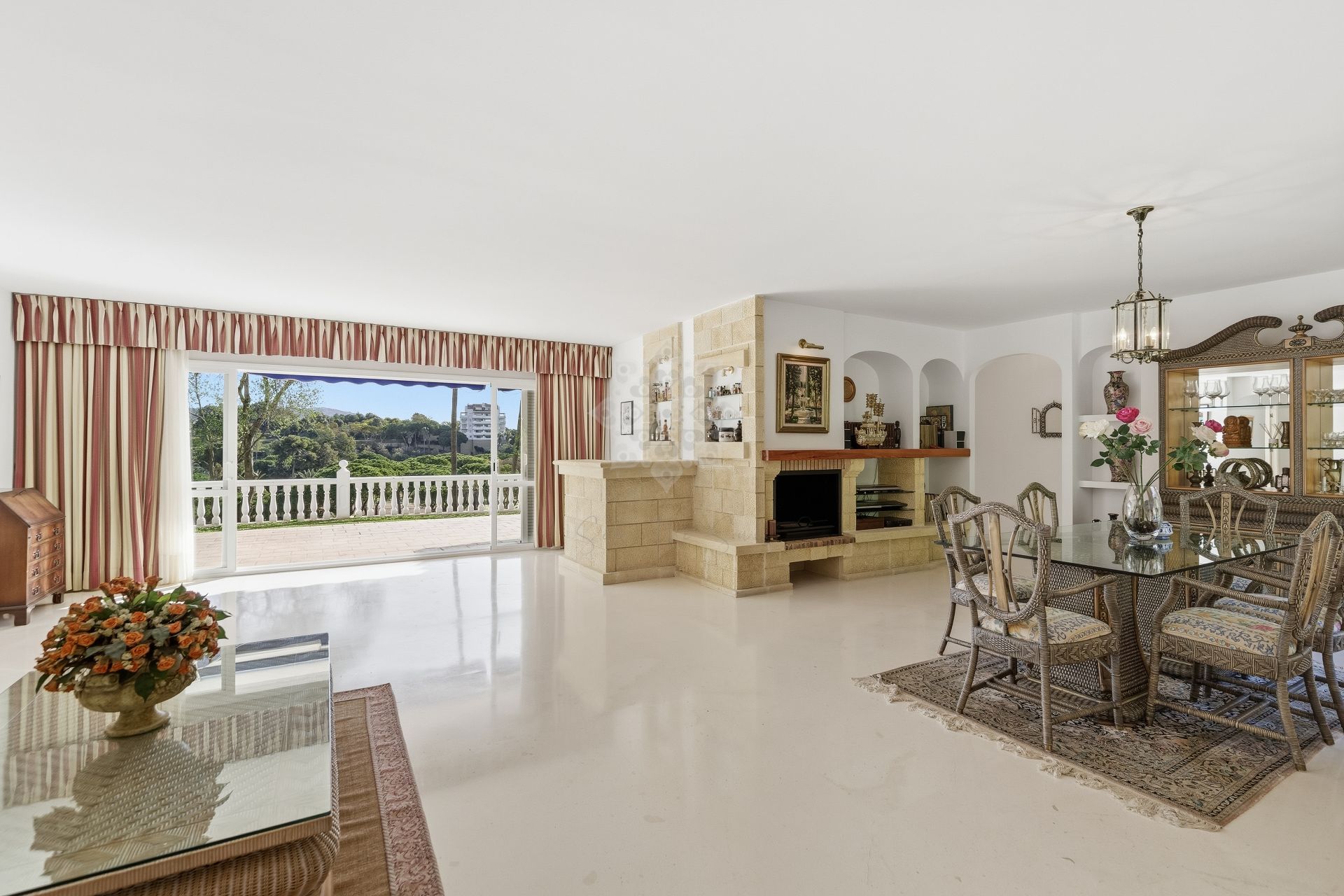 Villa in Rio Real Golf, Marbella