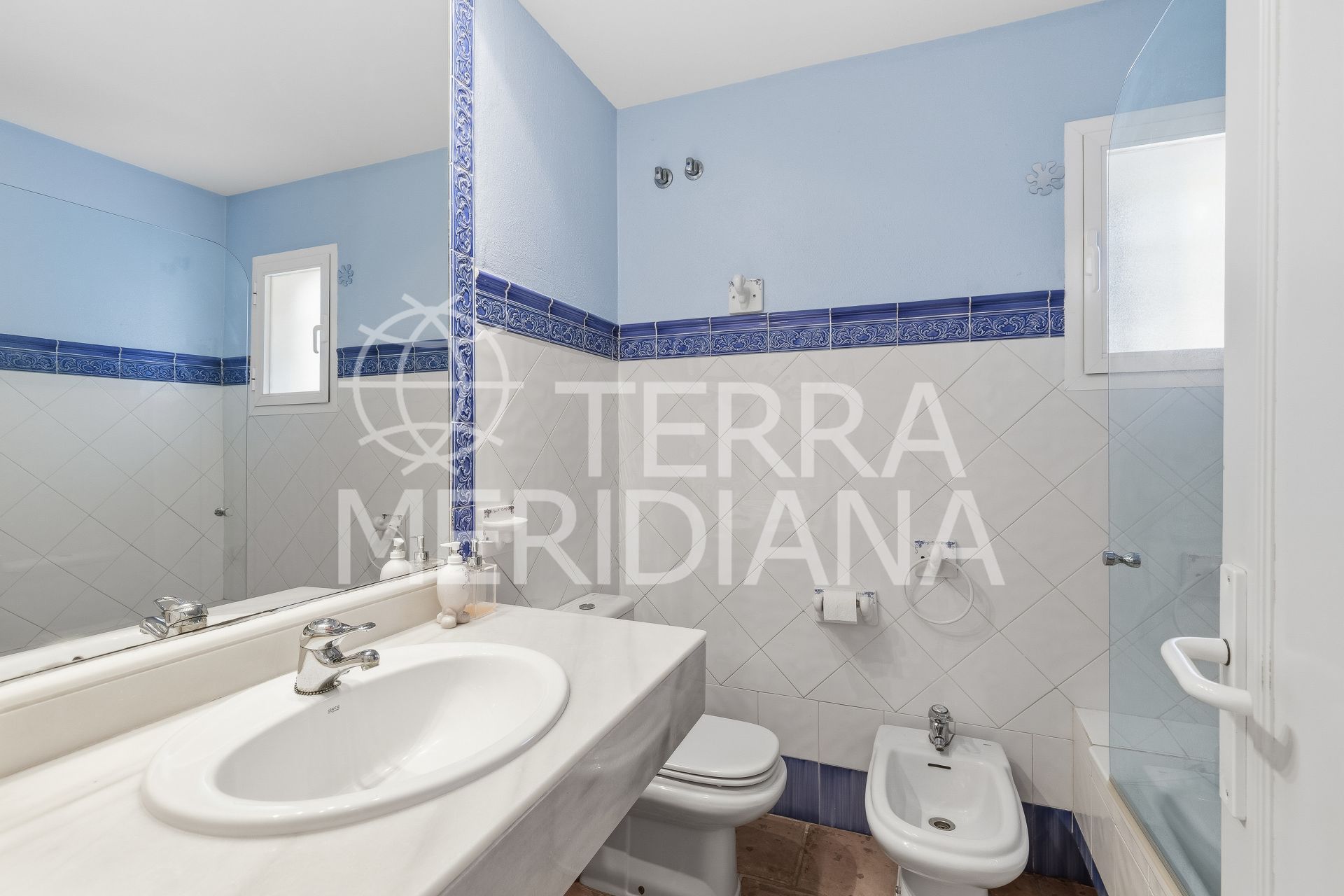 Villa in Rio Real Golf, Marbella