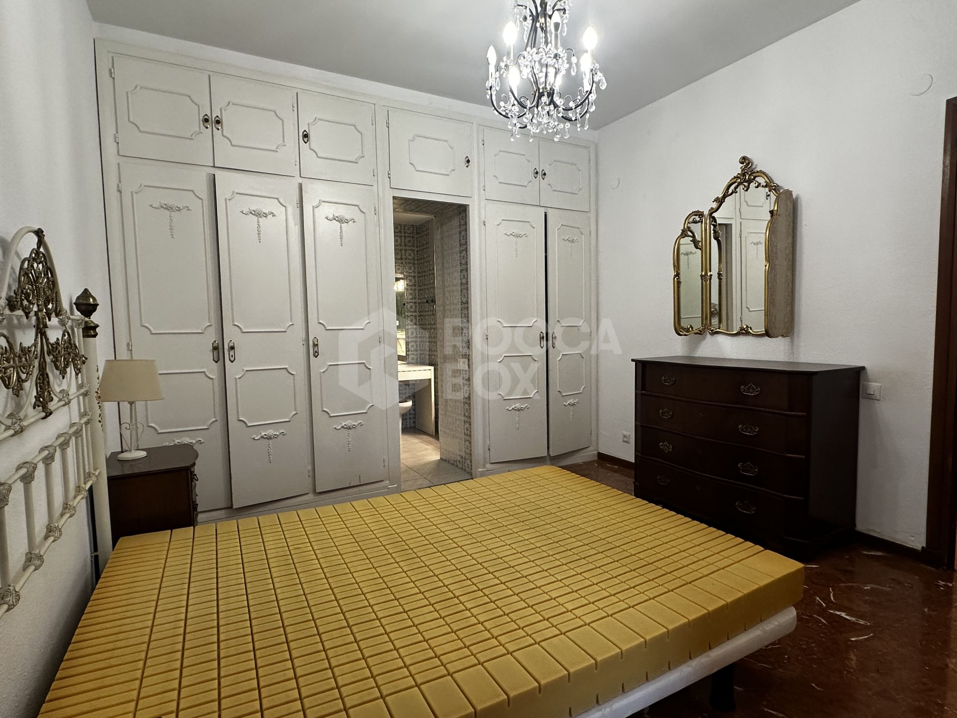 Distinctive property in the heart of Malaga