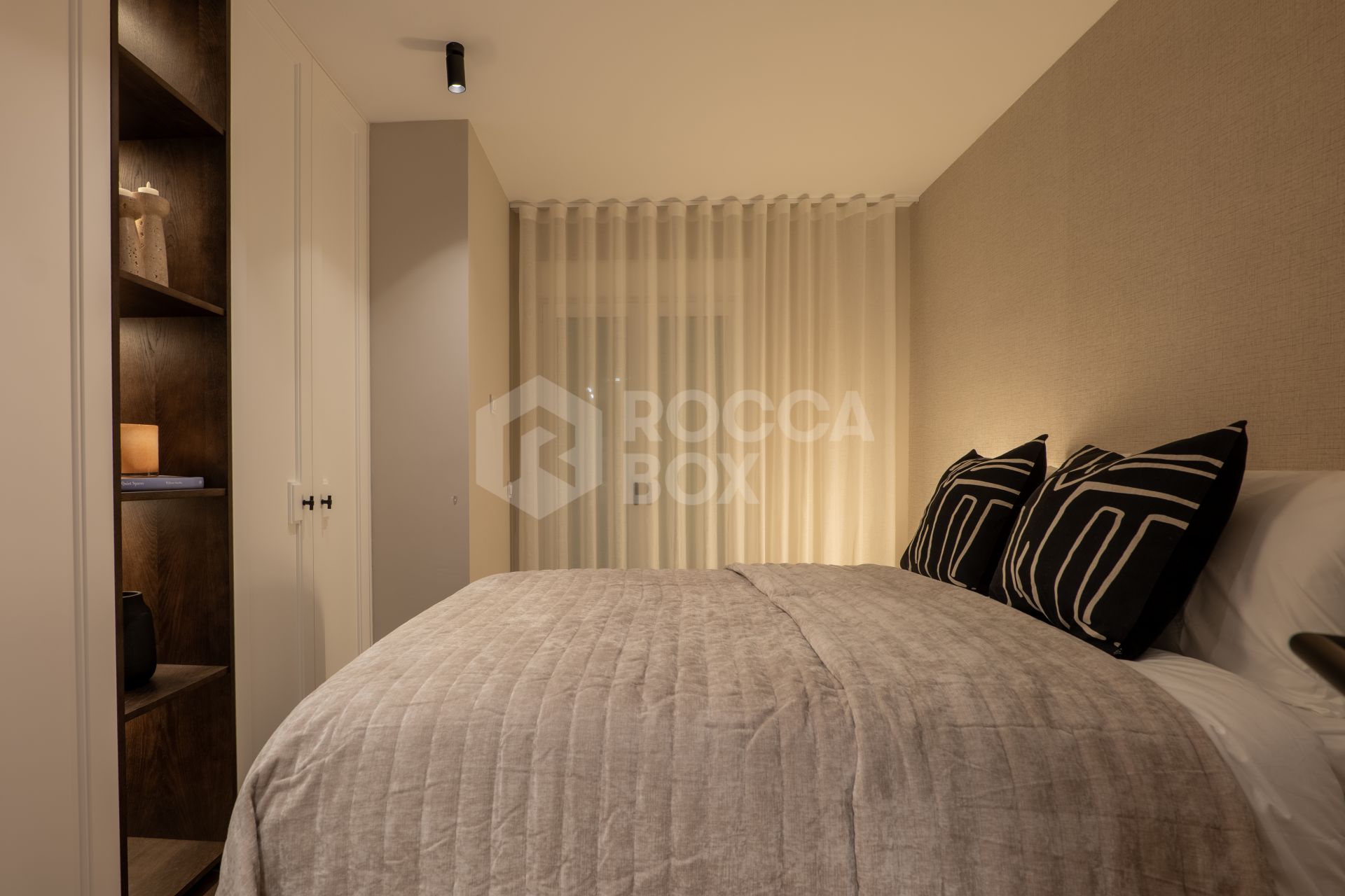 Vista Azul 4 - A Stylish Renovated 3-Bedroom South-Facing Penthouse with Stunning Sea & Mountain Views