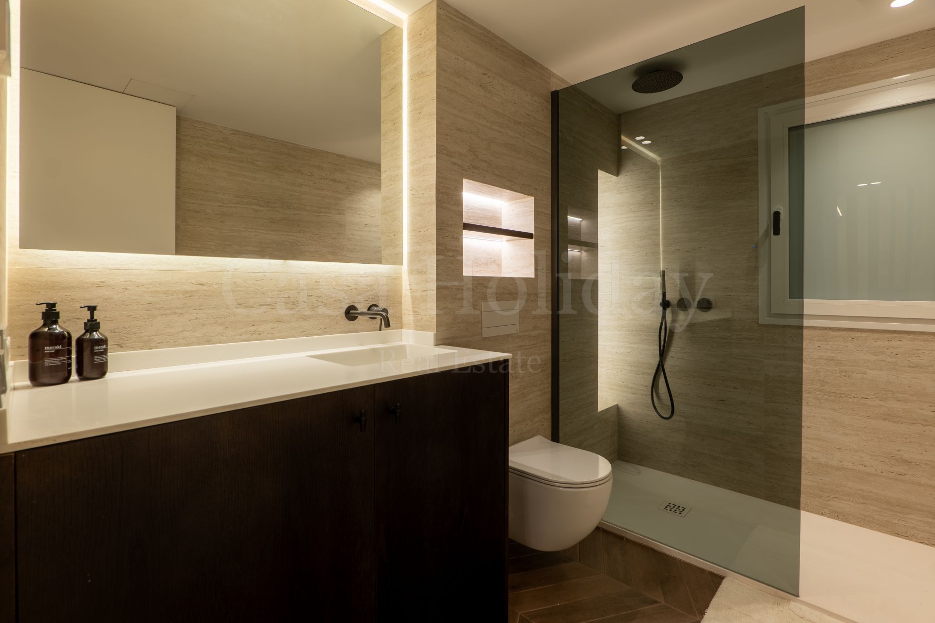 Ático en Los Almendros, Benahavis