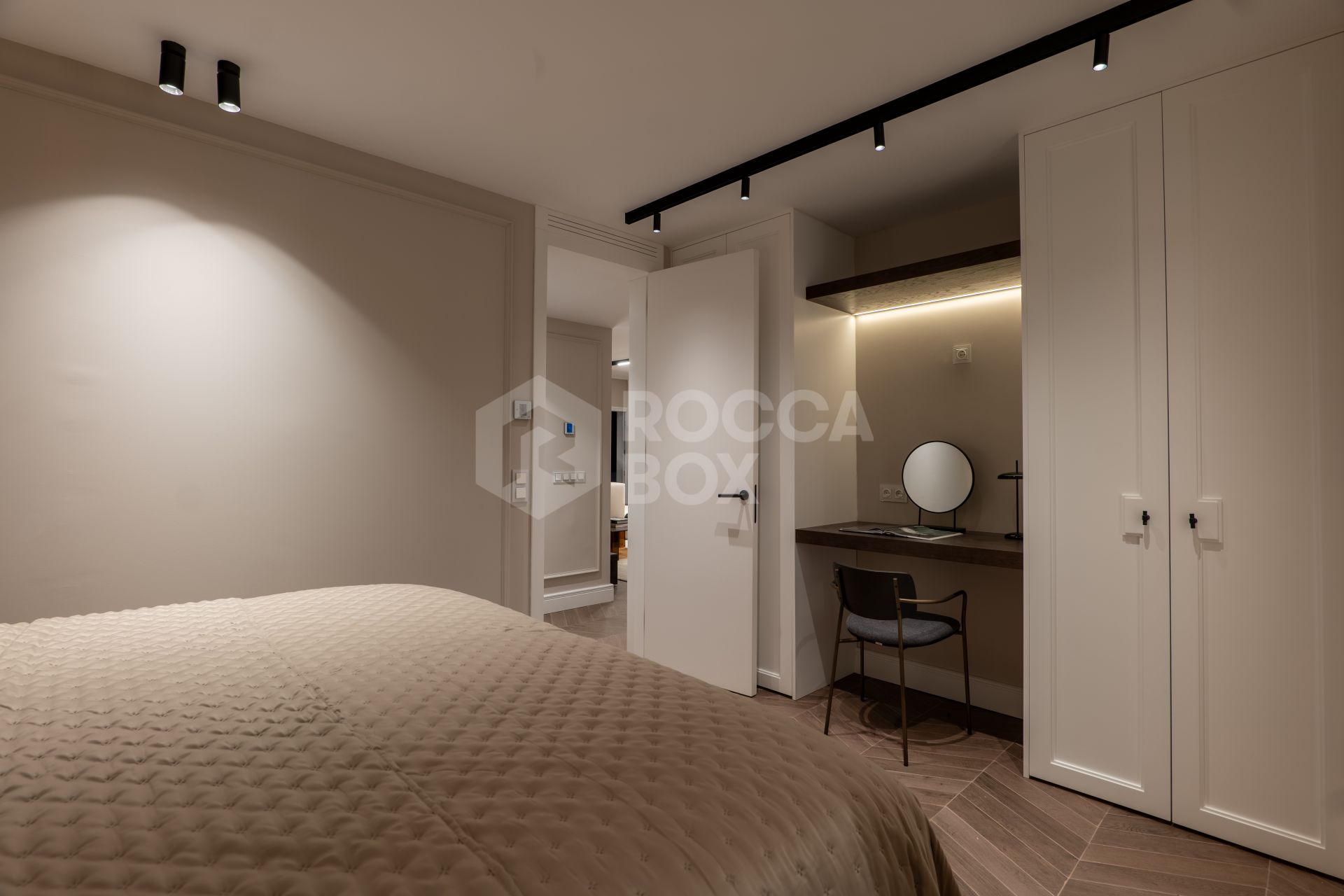 Vista Azul 4 - A Stylish Renovated 3-Bedroom South-Facing Penthouse with Stunning Sea & Mountain Views