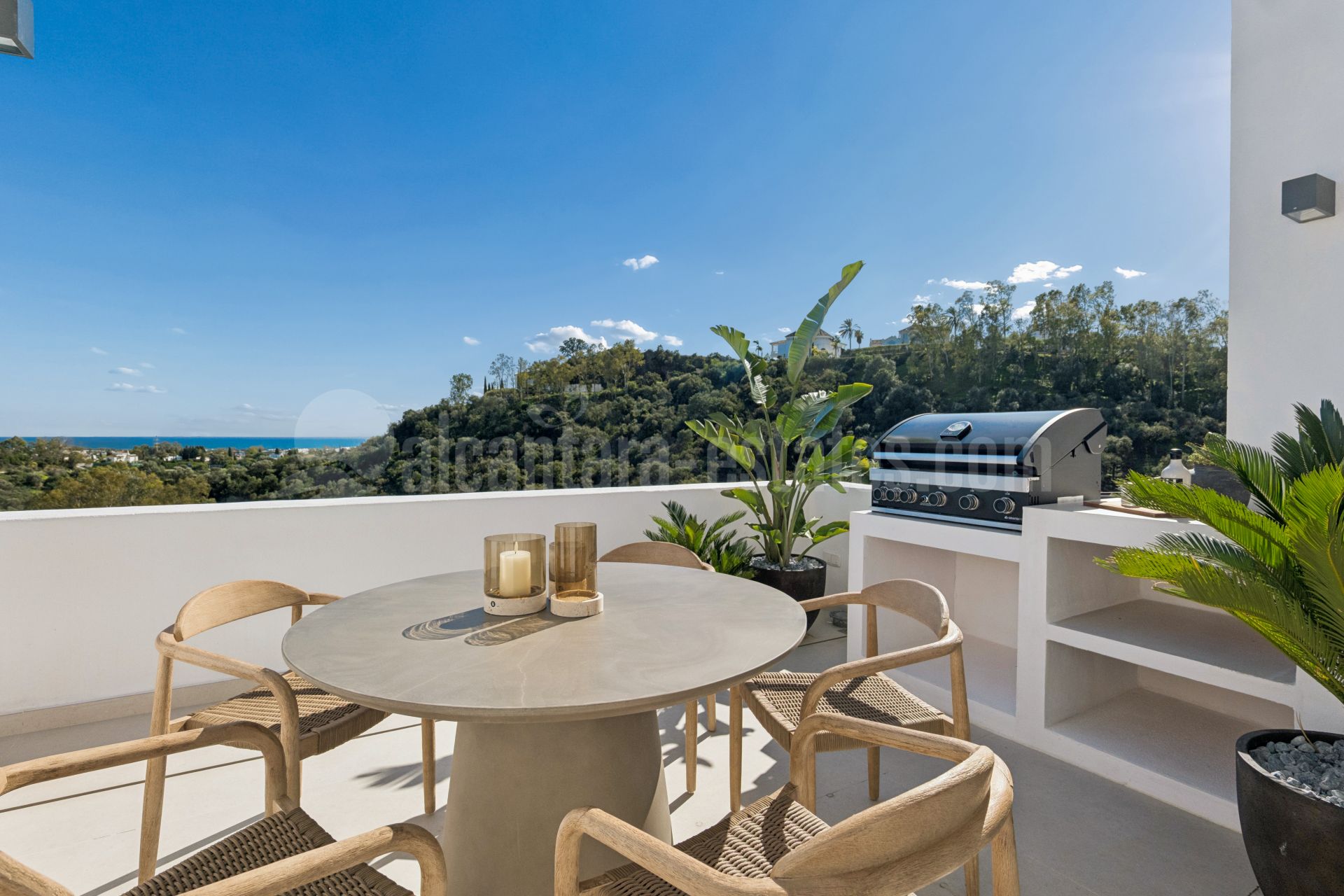 Penthouse in Los Almendros, Benahavis