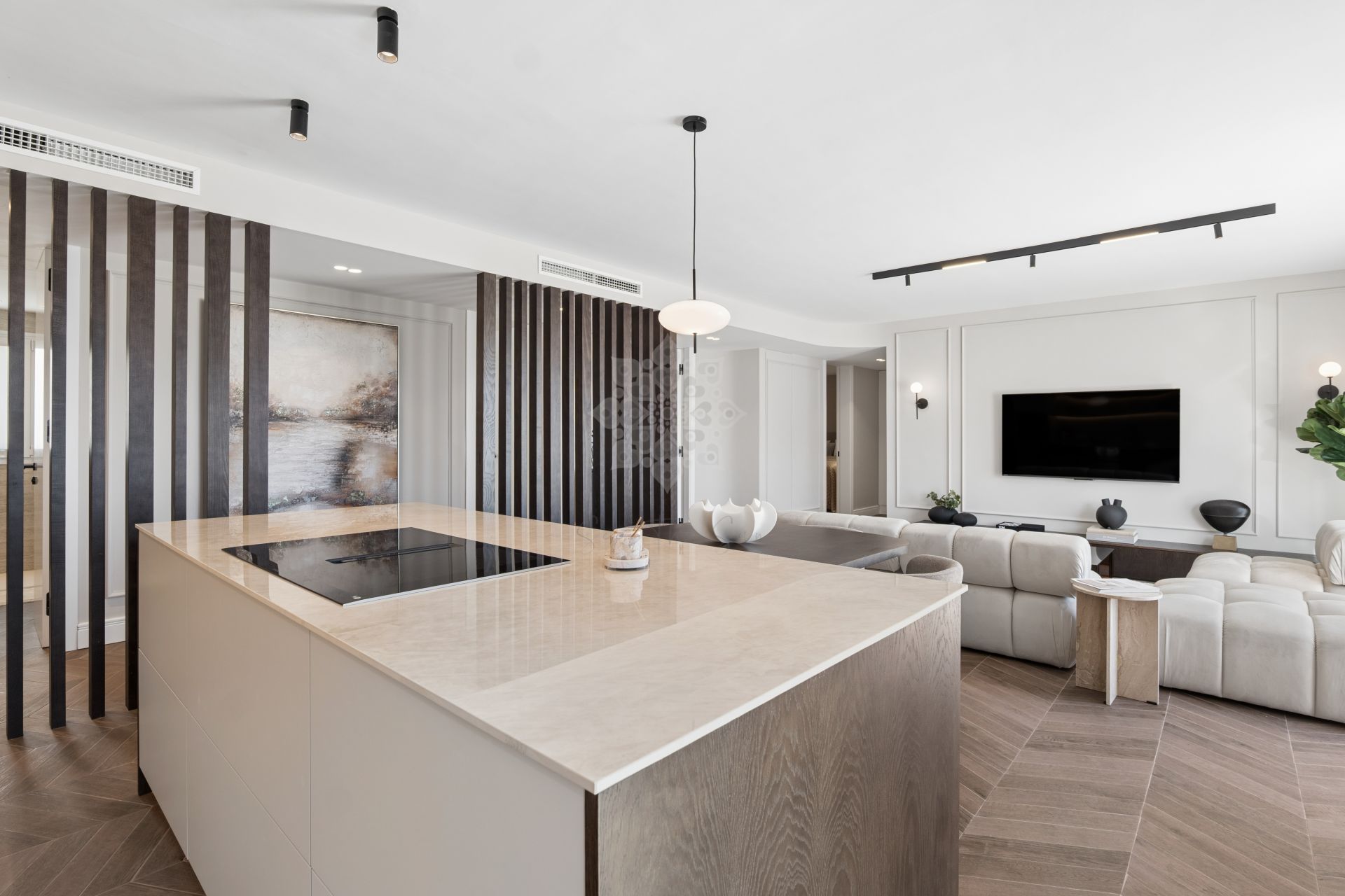 Ático en Los Almendros, Benahavis