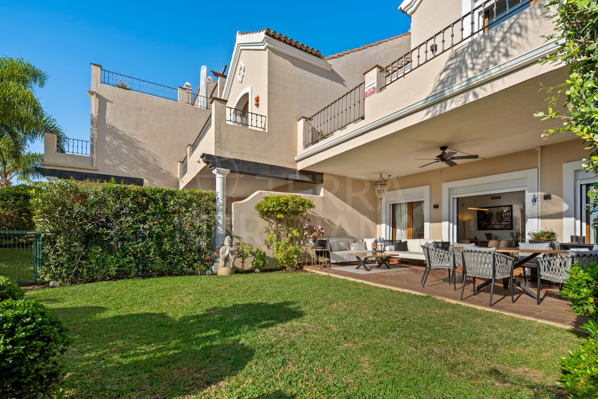 Town House in El Paraiso, Estepona