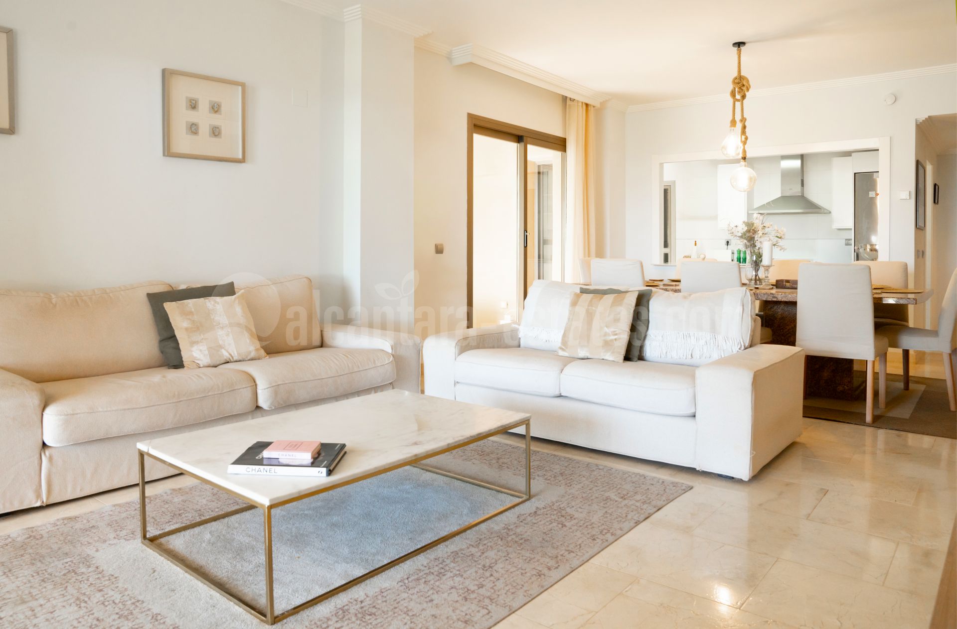Ground Floor Apartment in Hacienda del Señorio de Cifuentes, Benahavis