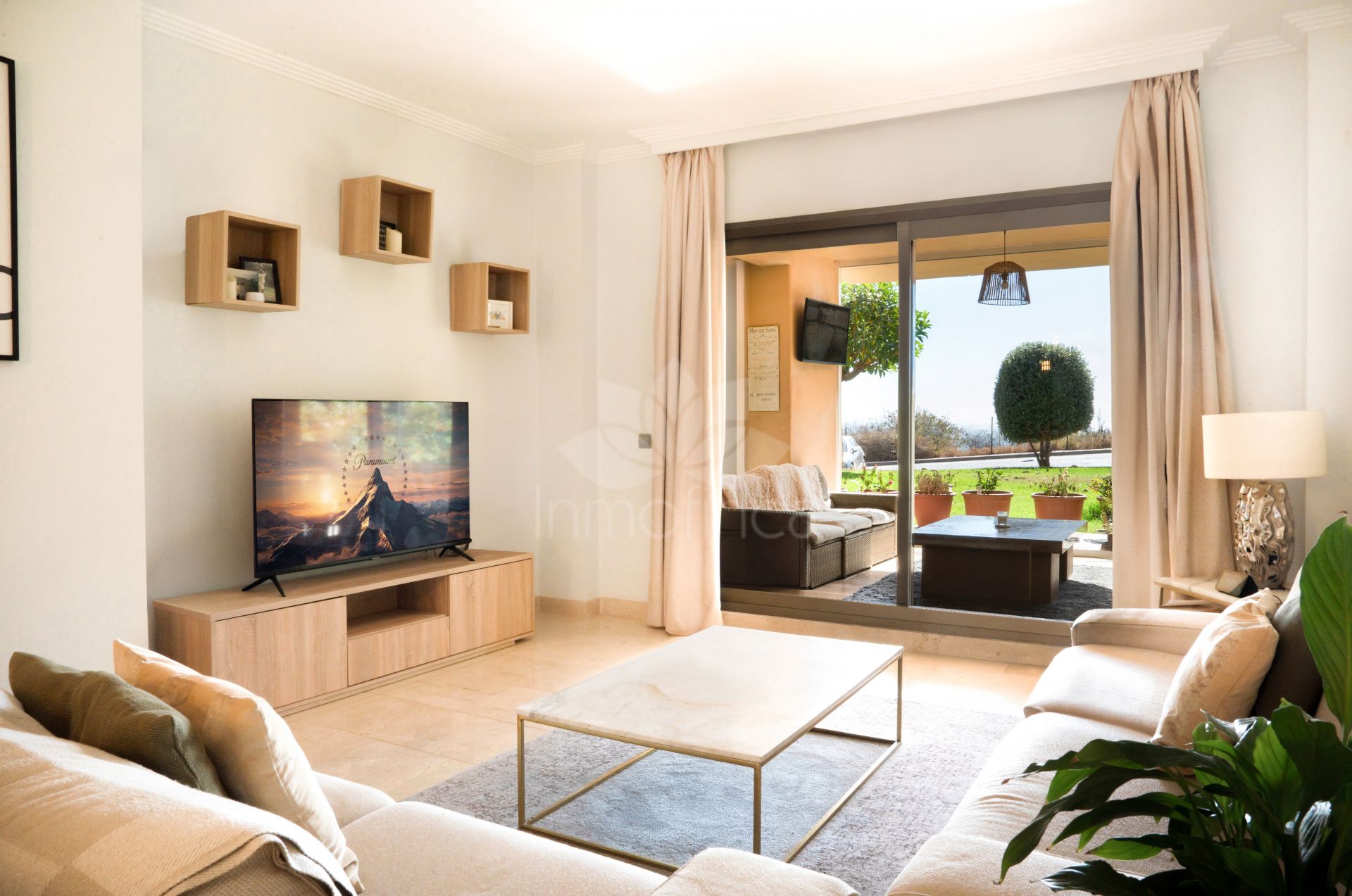 Ground Floor Apartment in Hacienda del Señorio de Cifuentes, Benahavis